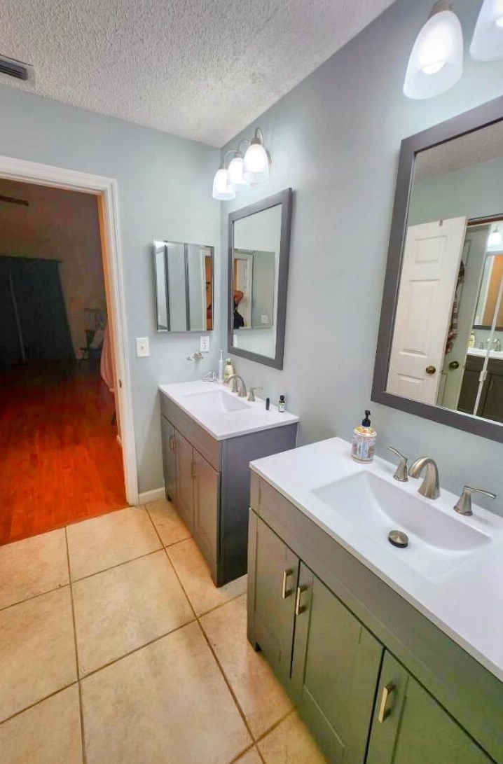 7416 Ansley Dr, Lake Worth FL  33467-7707 exterior
