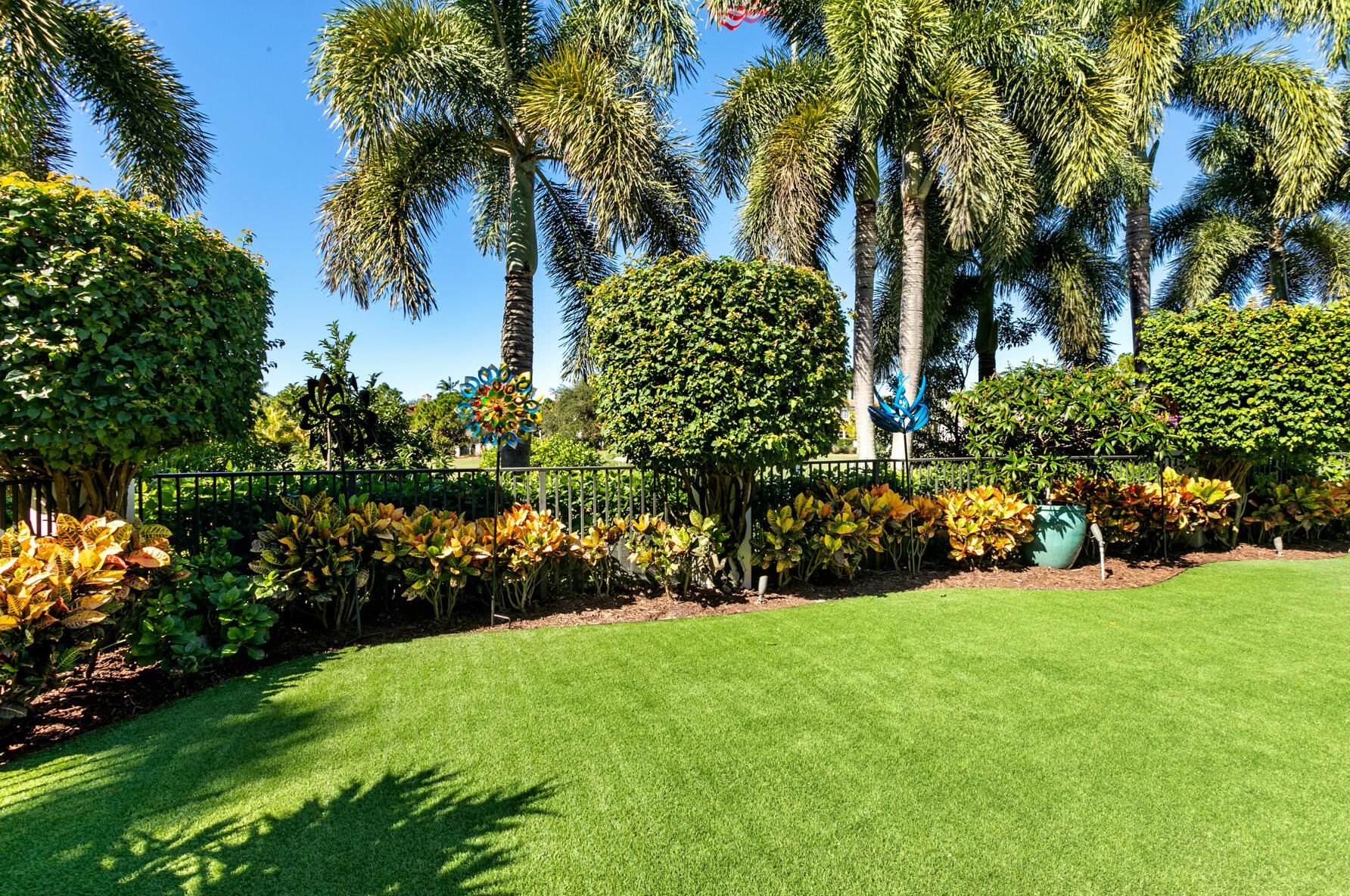 414 Red Hawk Dr, Jupiter FL  33477-4204 exterior