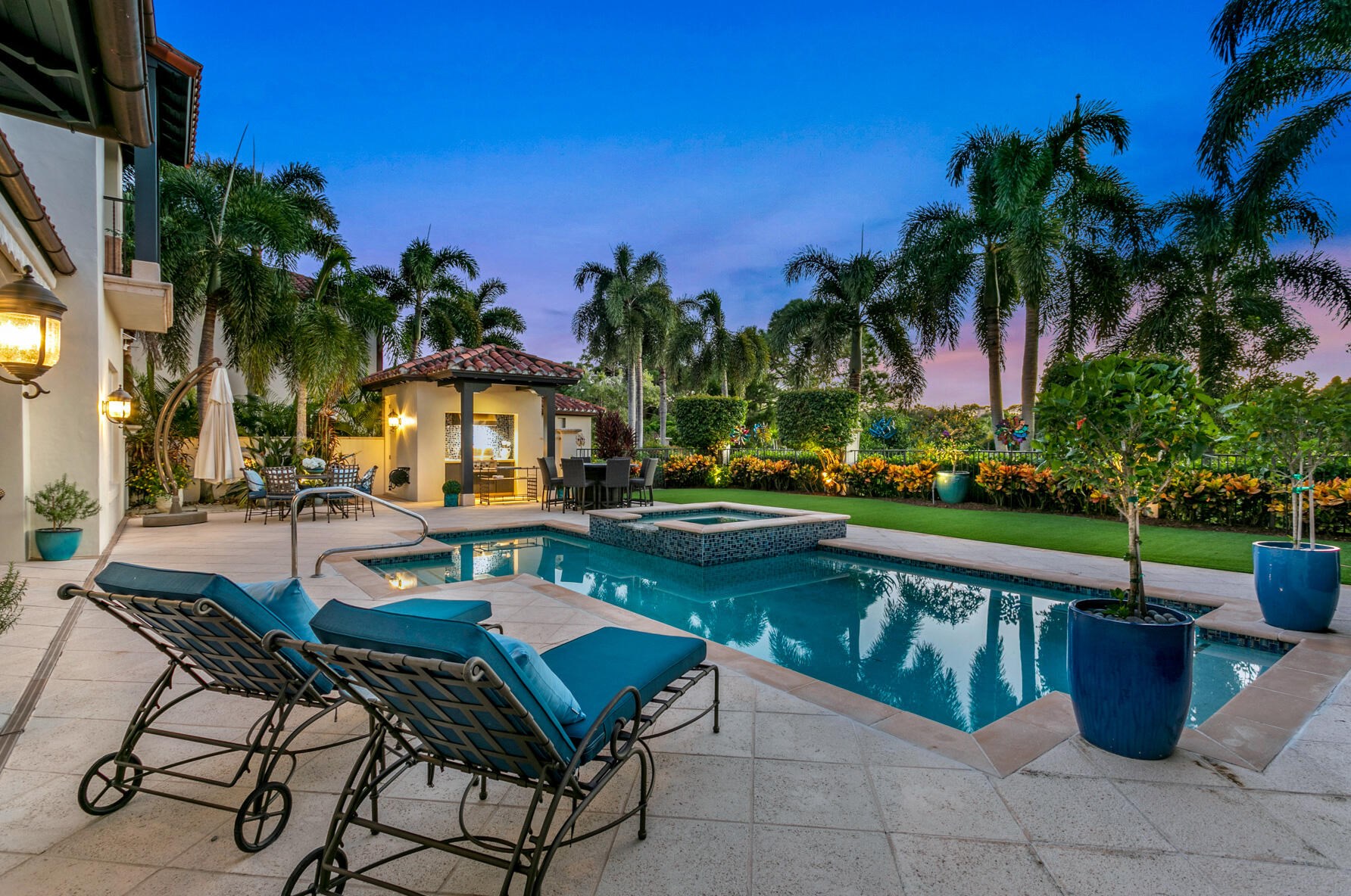 414 Red Hawk Dr, Jupiter FL  33477-4204 exterior