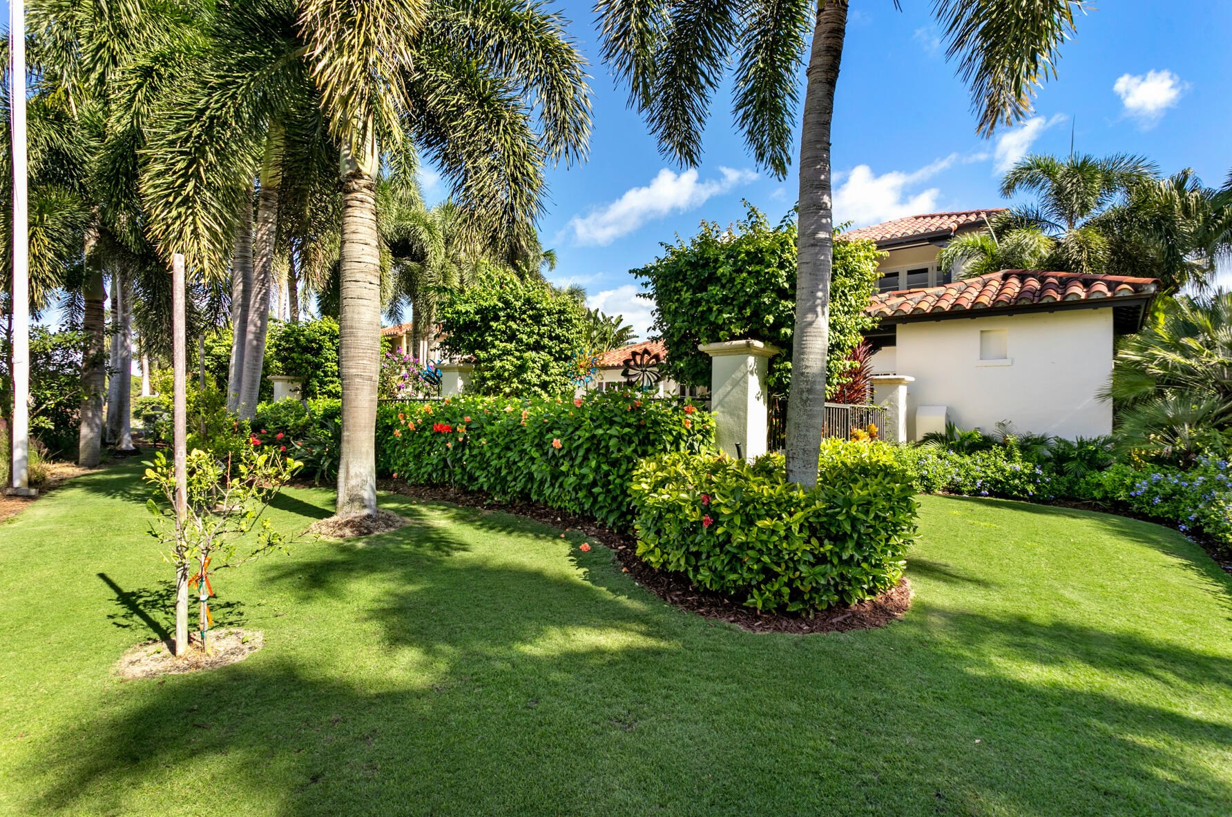 414 Red Hawk Dr, Jupiter FL  33477-4204 exterior