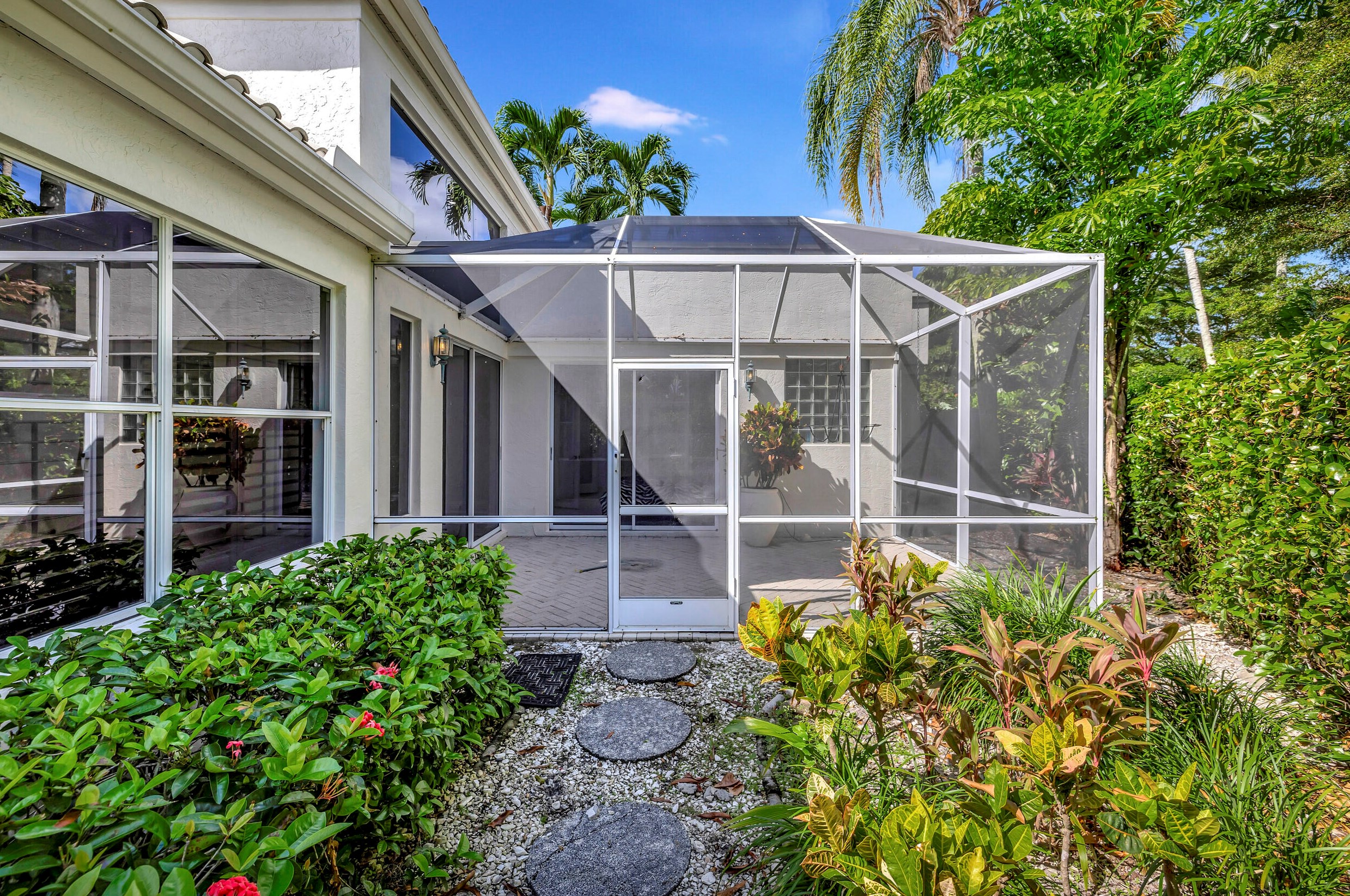 2401 61 Diagonal, Boca Raton FL 33496-3643 exterior