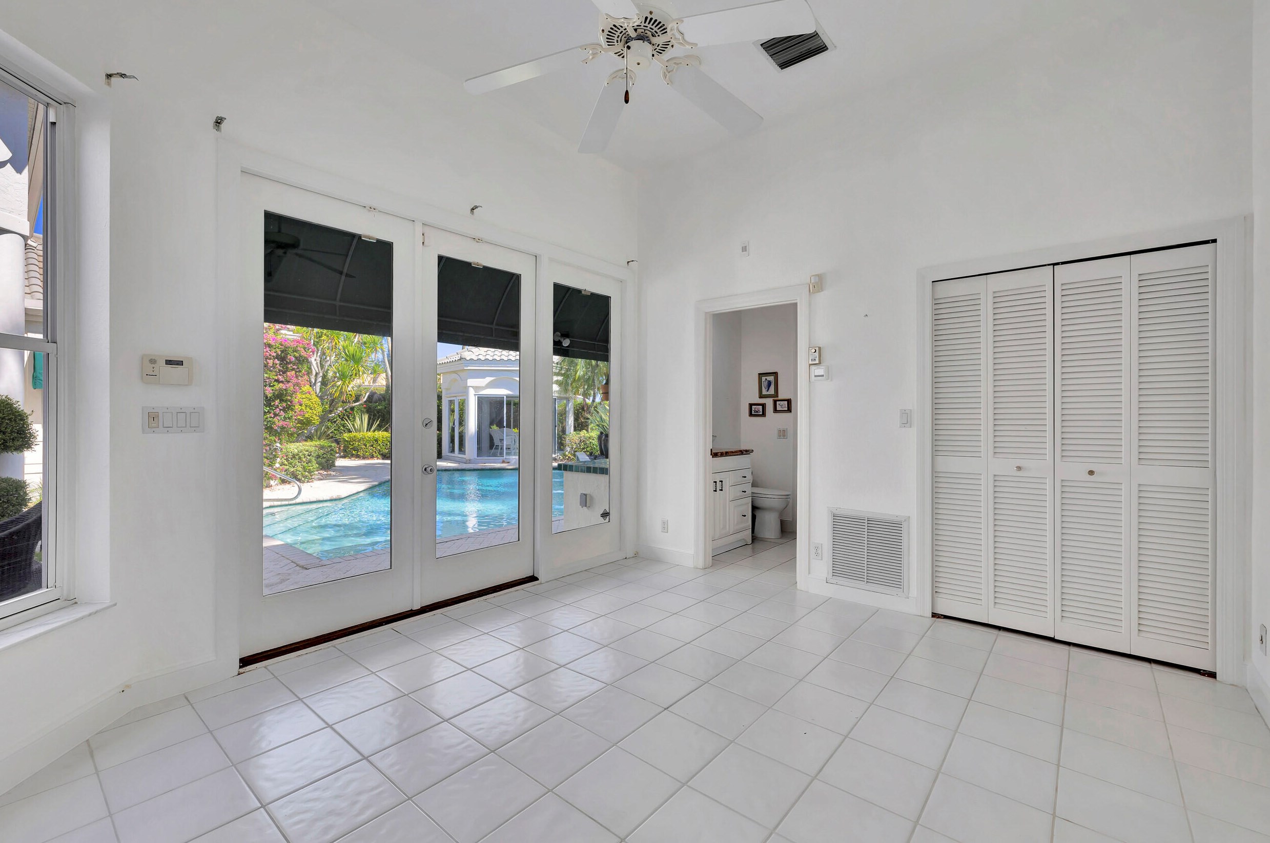 2401 61 Diagonal, Boca Raton FL 33496-3643 exterior