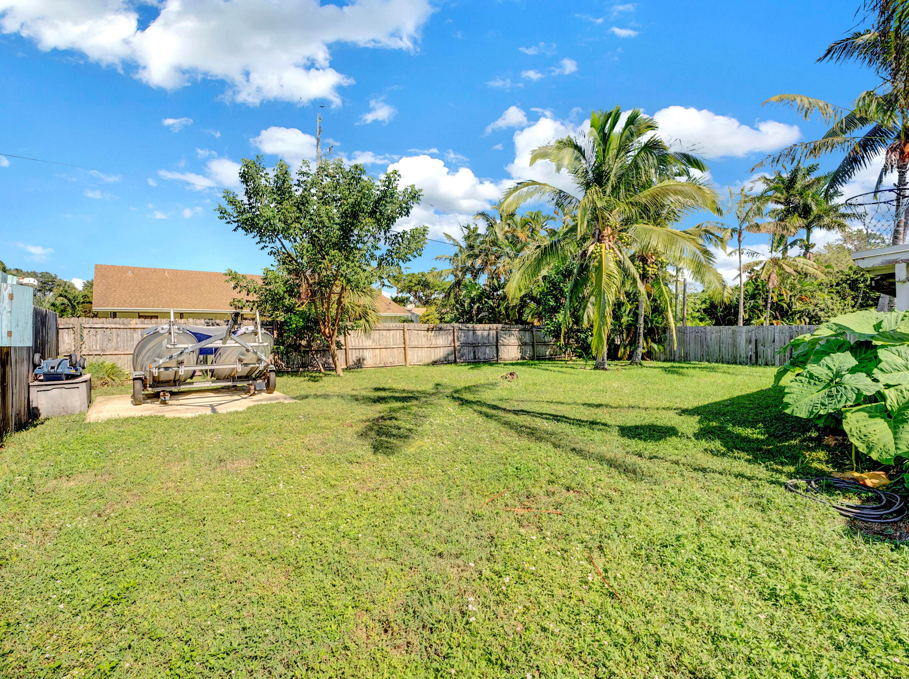 647 9th Ave, Boynton Beach FL  33435-3209 exterior