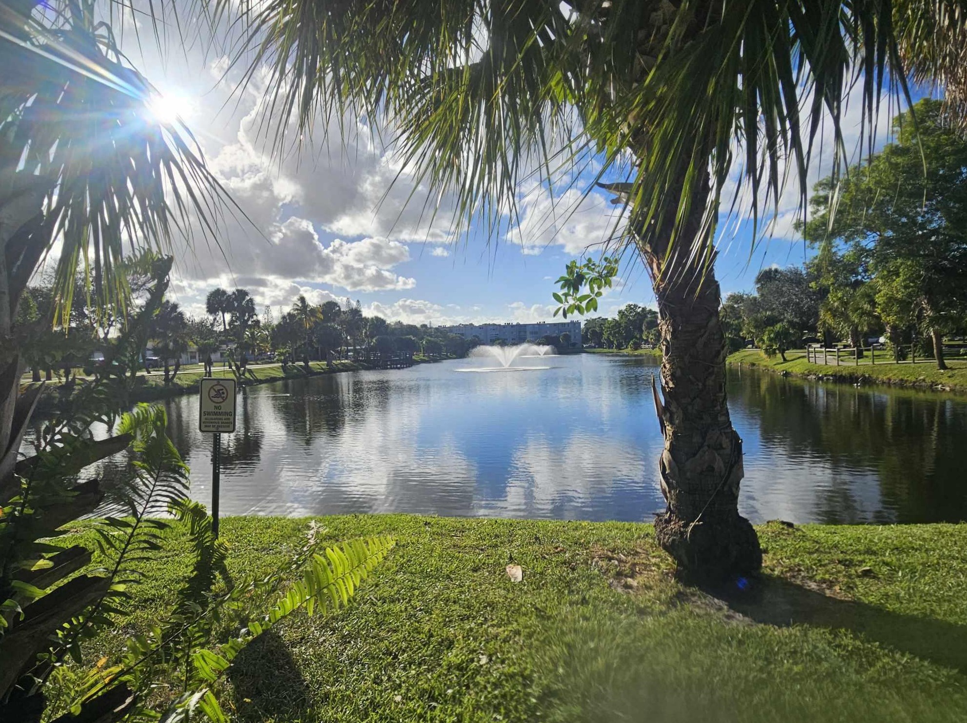 225 Bonnie Blvd, Lake Worth FL  33461-1370 exterior