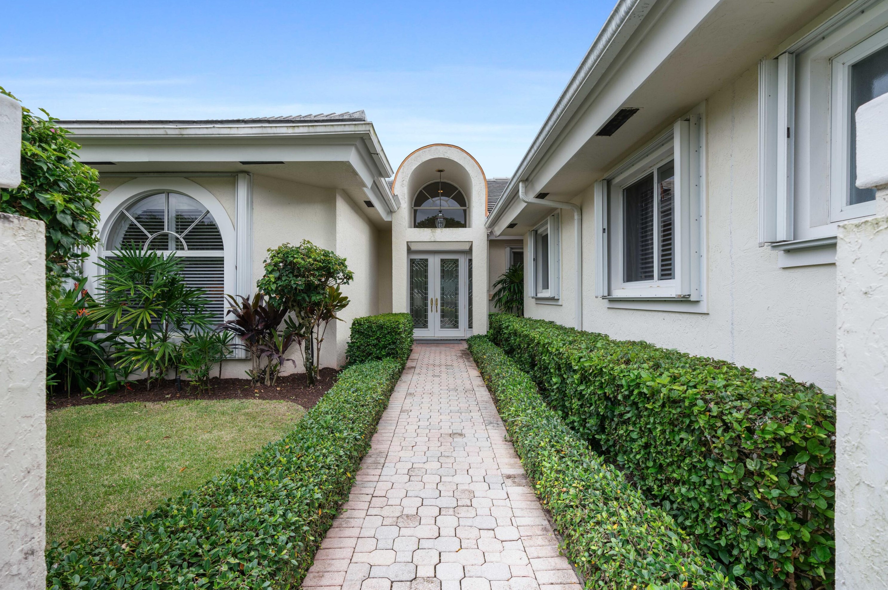 99 Nautical Way, Jupiter FL  33477-4013 exterior