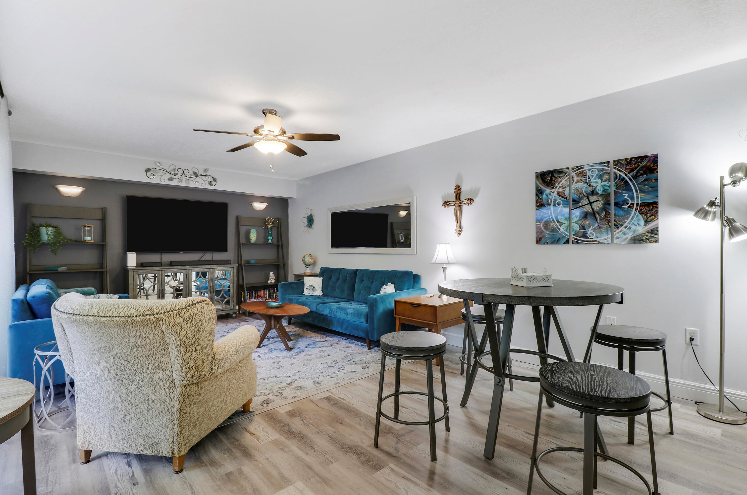 120 Buttonwood Ln, Boynton Beach FL 33436-7120 exterior