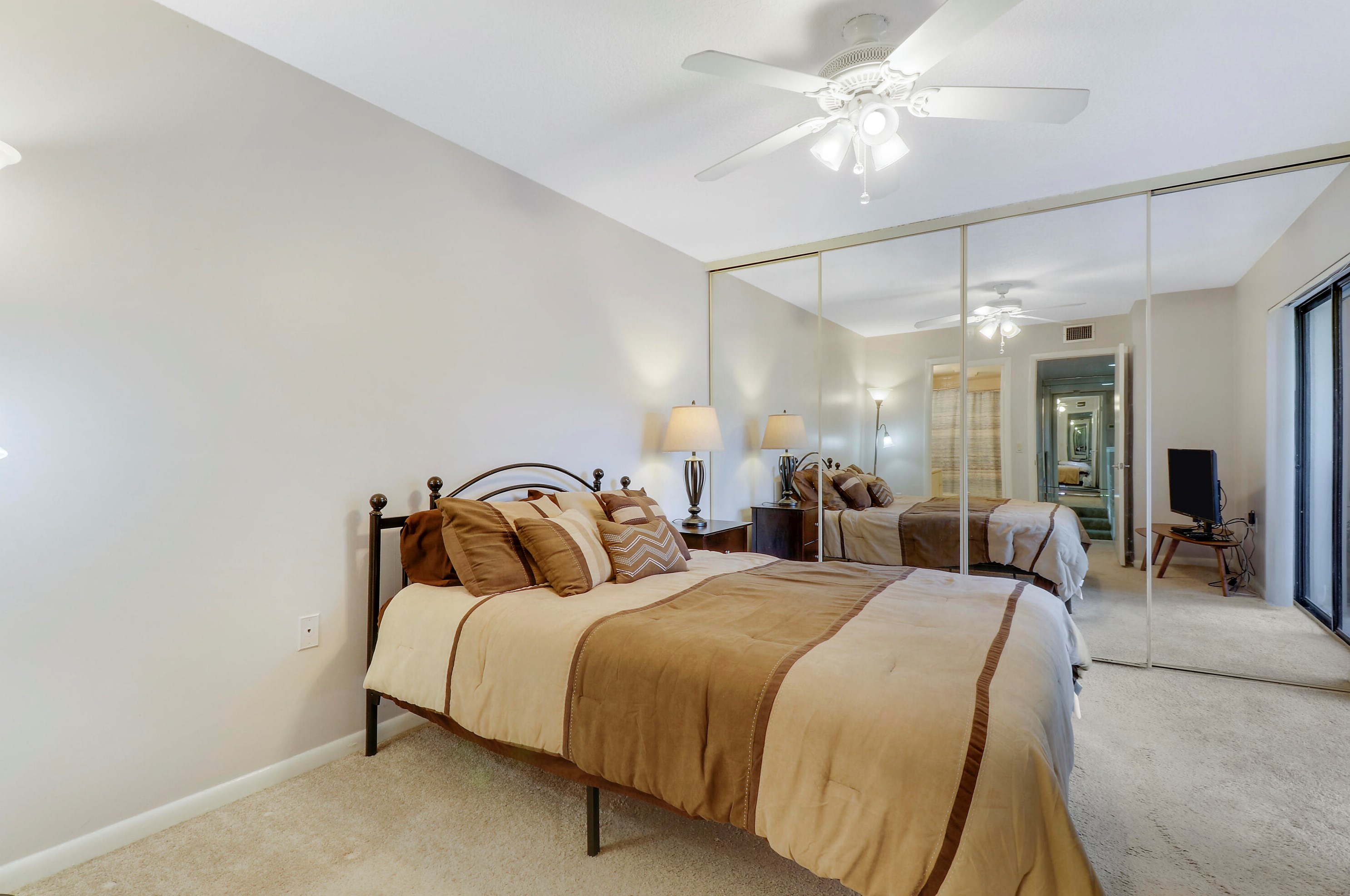 120 Buttonwood Ln, Boynton Beach FL 33436-7120 exterior