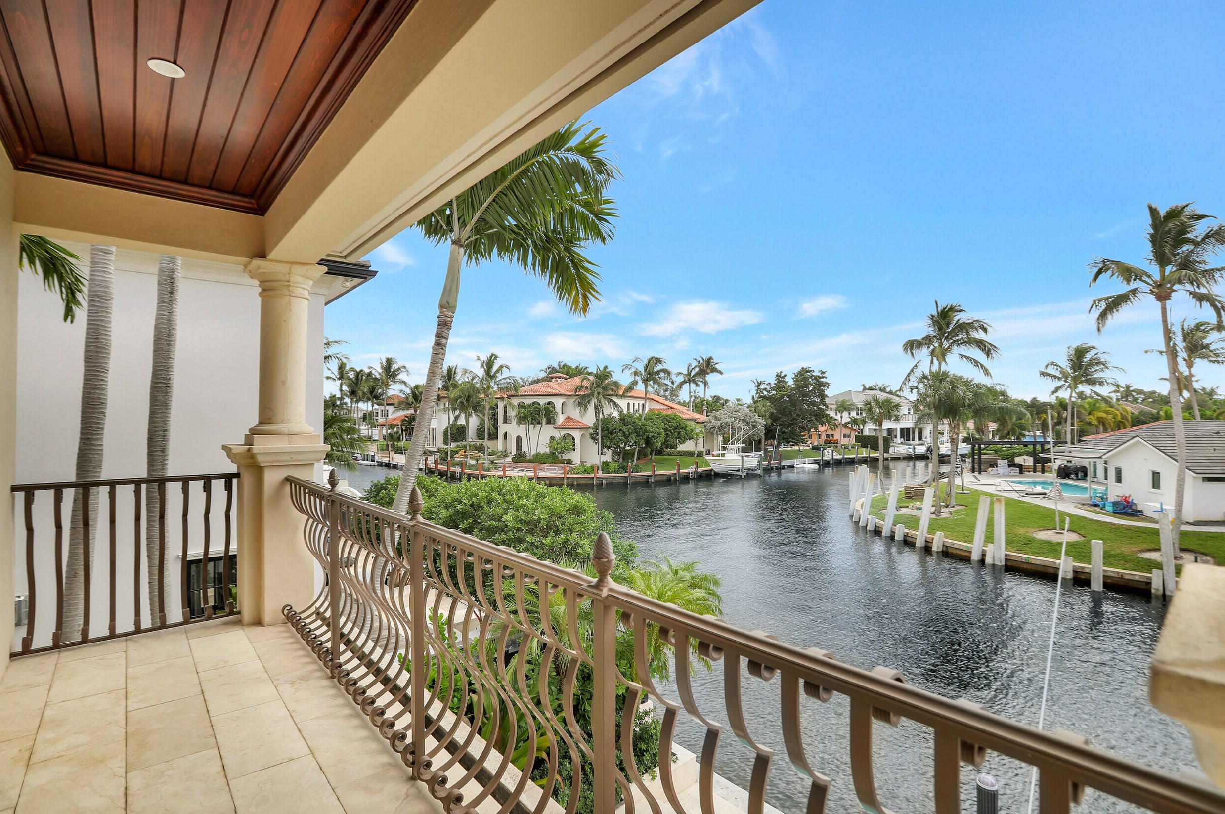 540 Golden Harbour Dr, Boca Raton FL  33432-2942 exterior