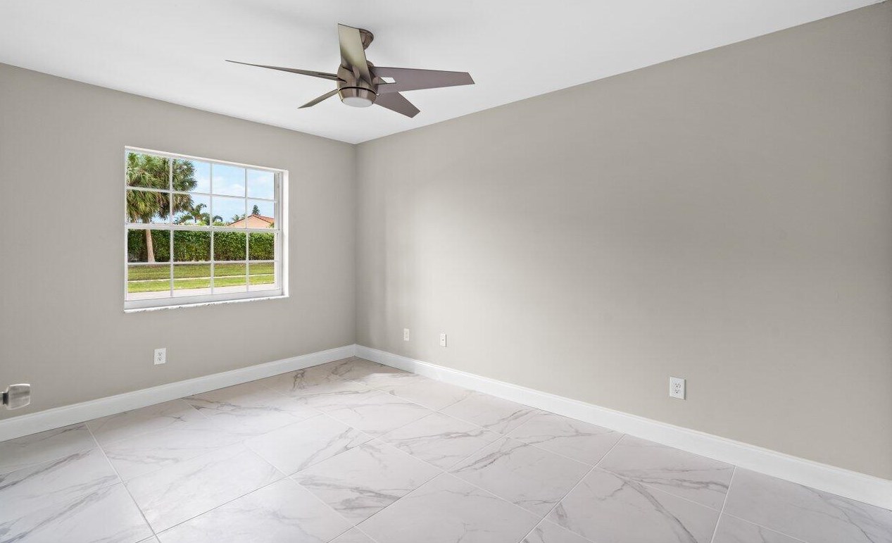 18750 Caspian Cir, Boca Raton FL  33496-2118 exterior