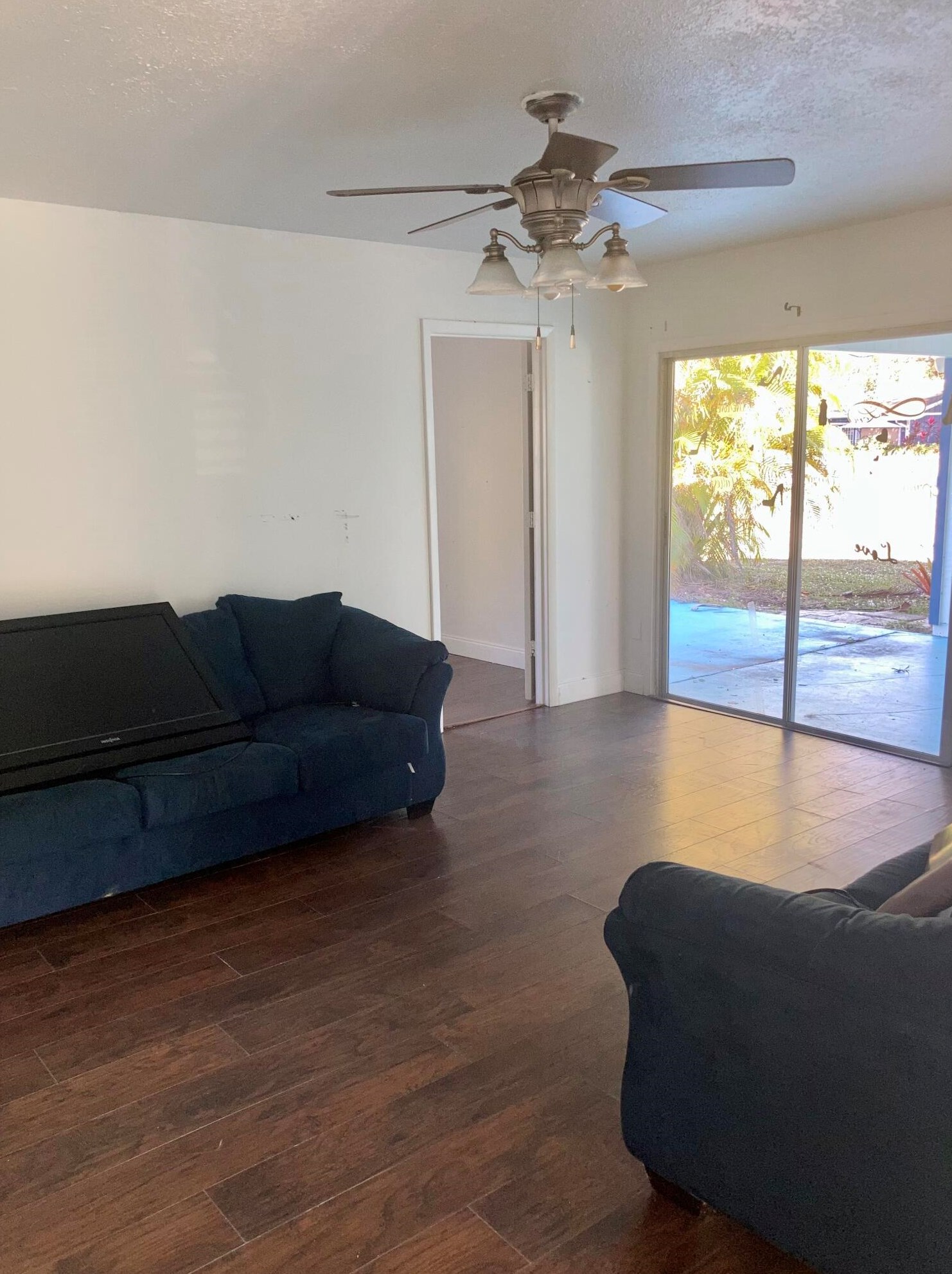 271 Faring Ave, Fort Pierce FL  34983-1758 exterior