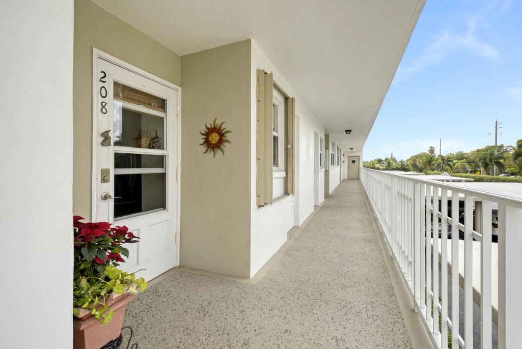 2809 Florida Blvd, Delray Beach FL  33483-4653 exterior