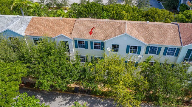 725 N St, West Palm Beach FL  33401-6637 exterior