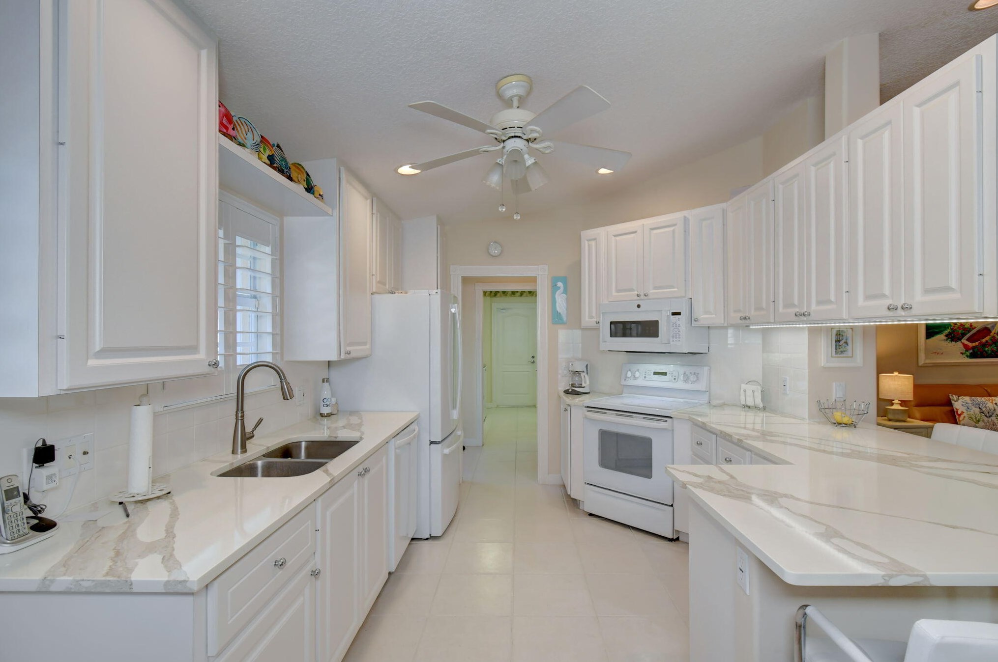9014 Hawks Nest Ct, Hobe Sound FL  33455-8933 exterior