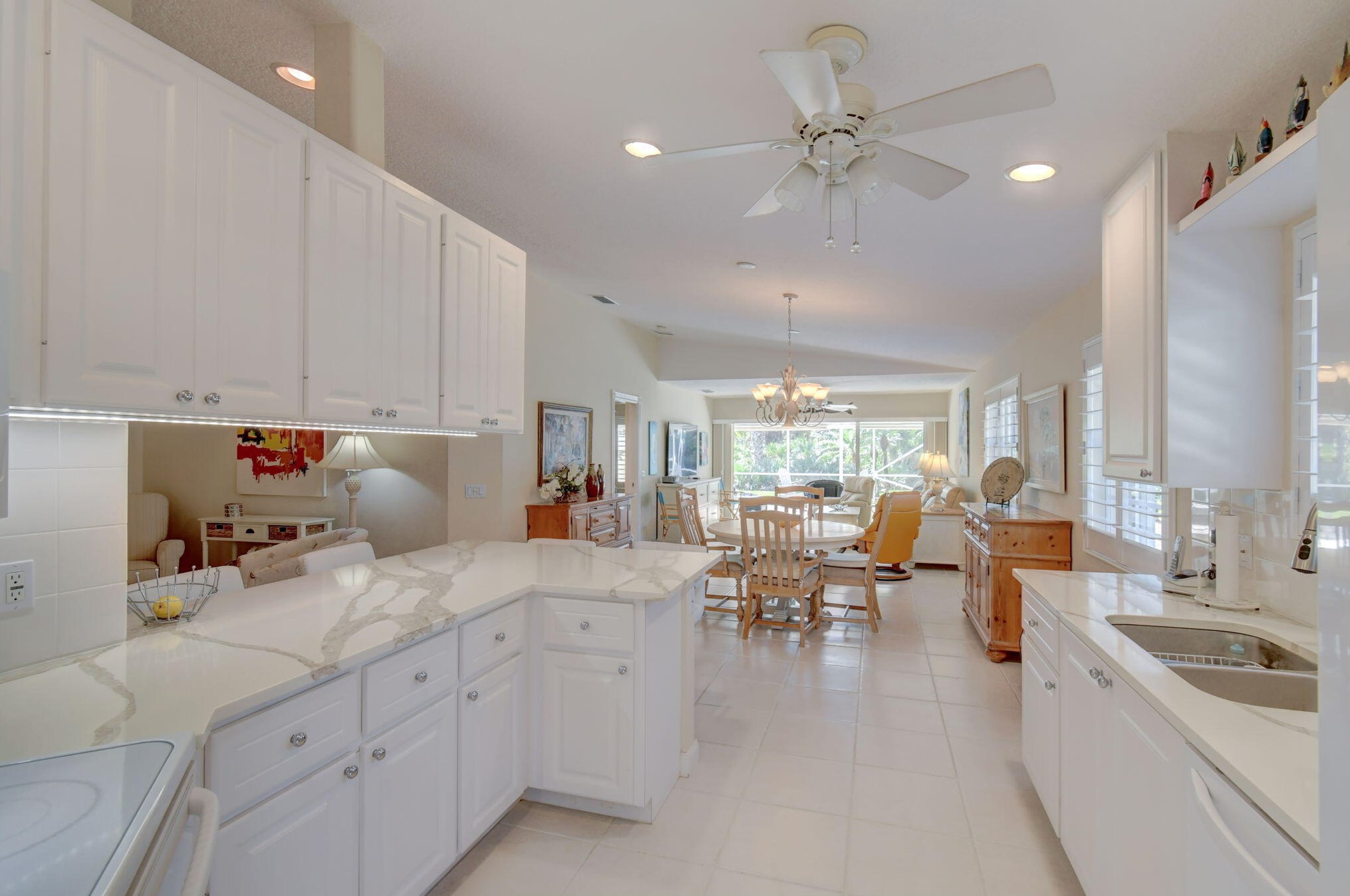 9014 Hawks Nest Ct, Hobe Sound FL  33455-8933 exterior