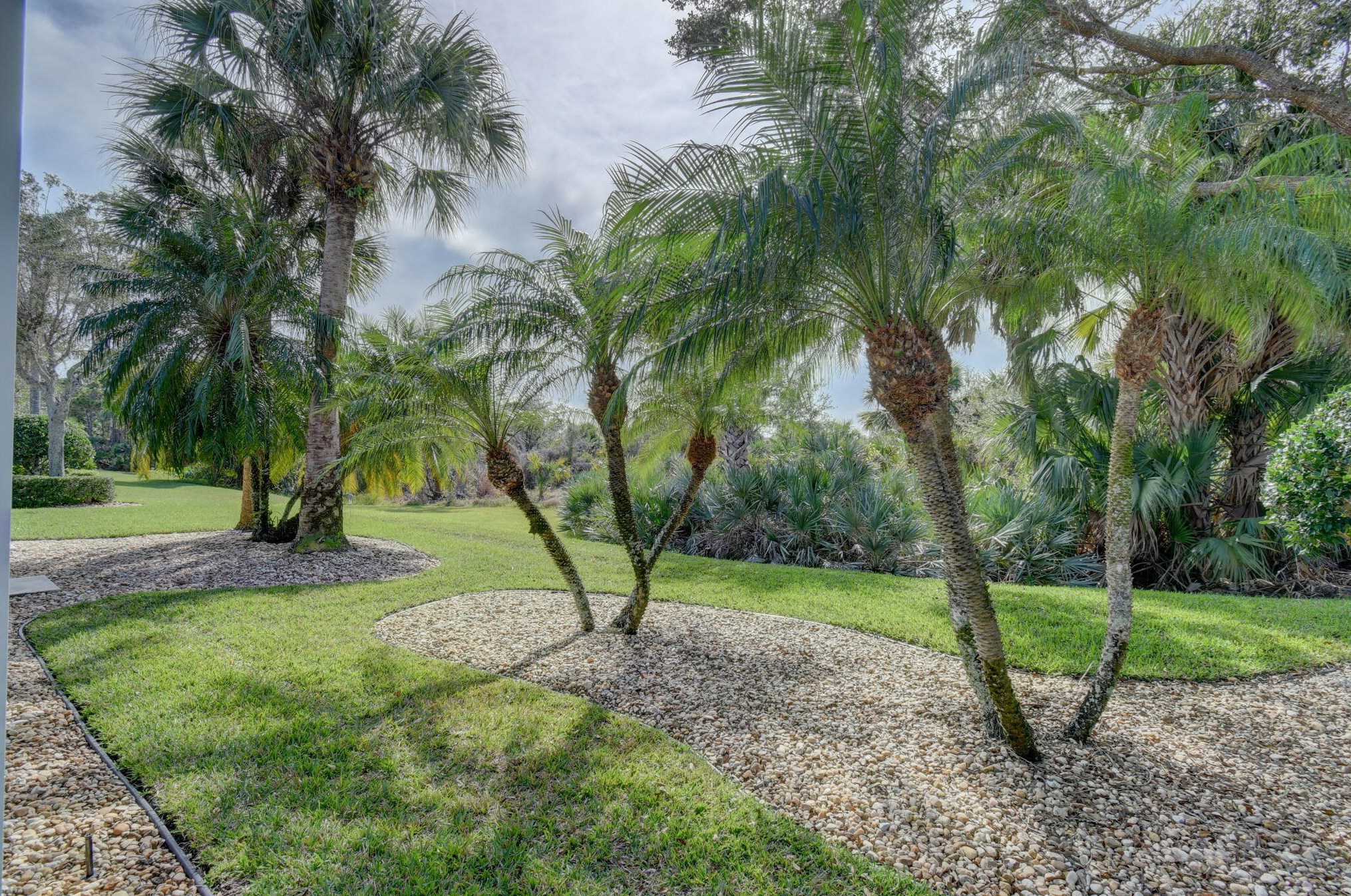 9014 Hawks Nest Ct, Hobe Sound FL  33455-8933 exterior