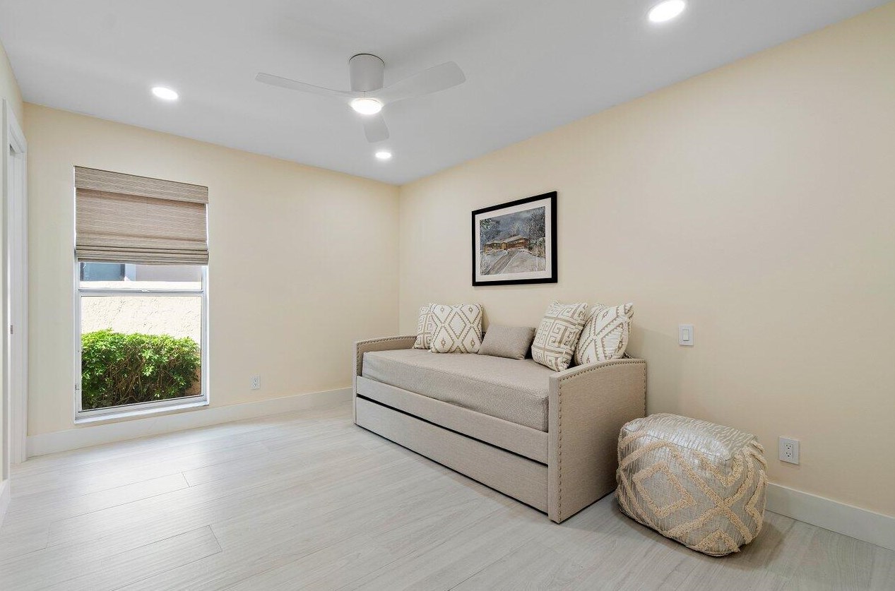 5212 Via De Amalfi Dr, Boca Raton FL  33496-2432 exterior