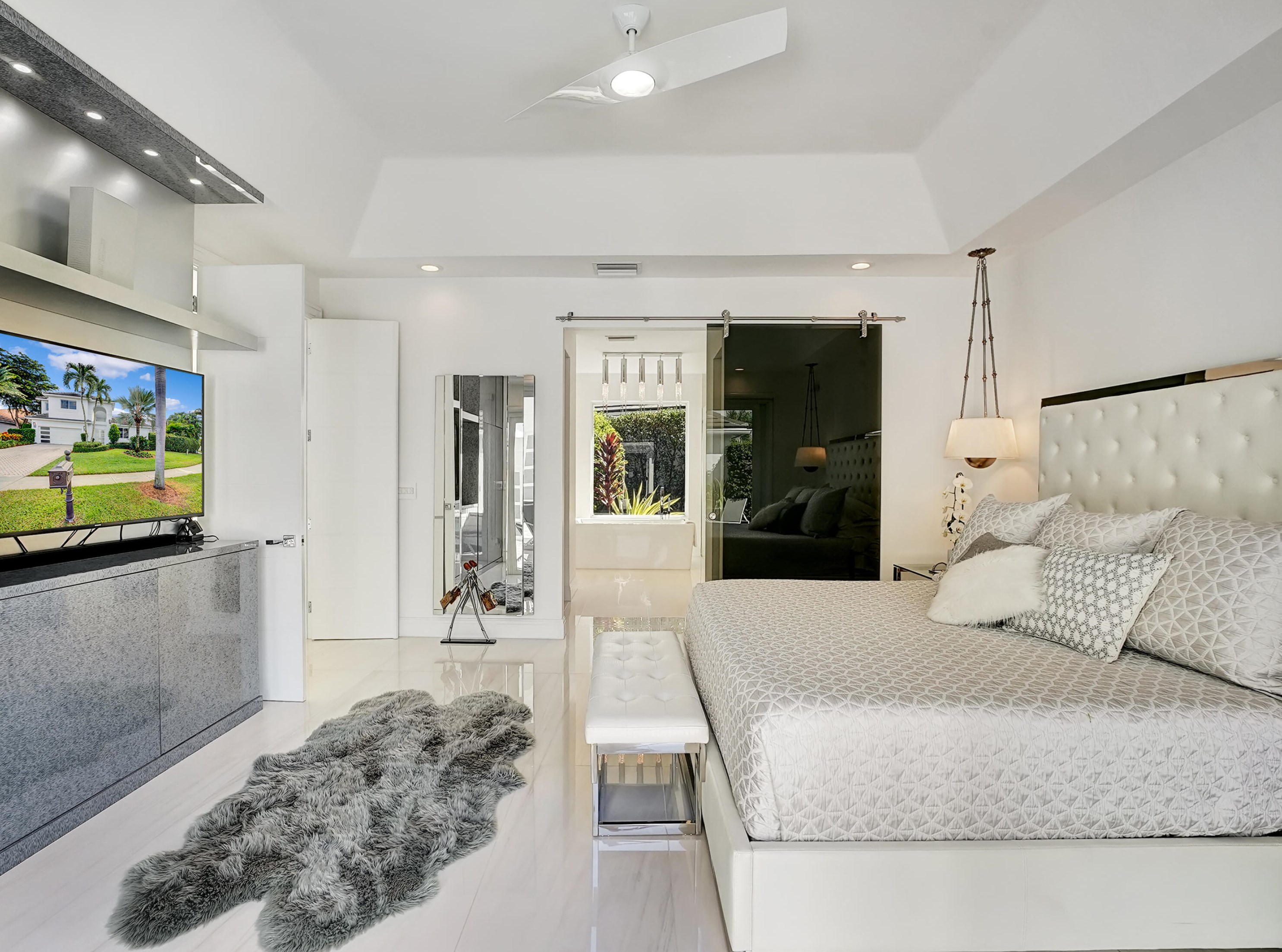 5782 Regency Cir, Boca Raton FL 33496-2760 exterior