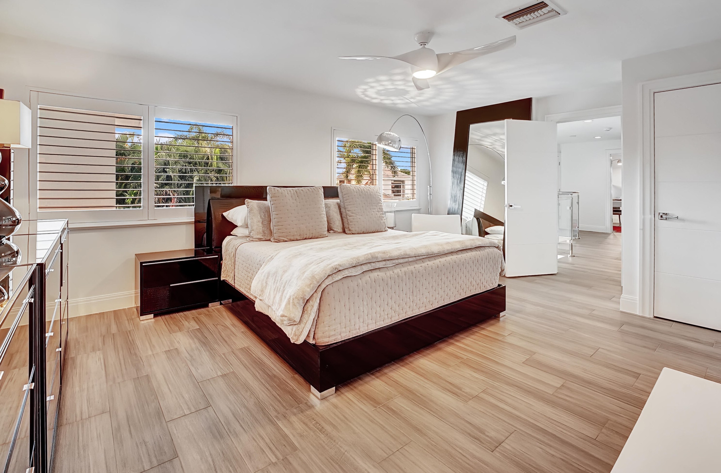 5782 Regency Cir, Boca Raton FL 33496-2760 exterior