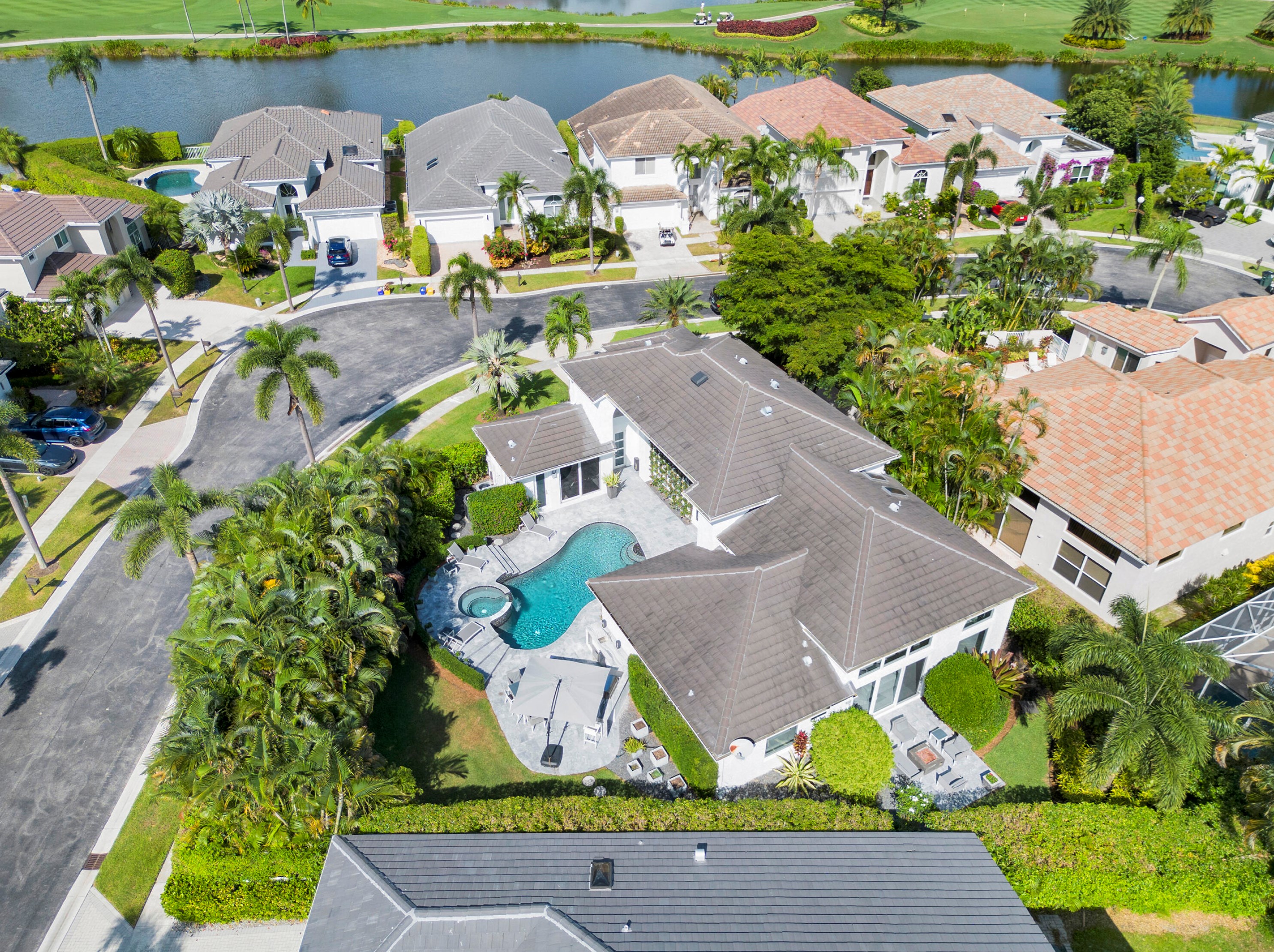 5782 Regency Cir, Boca Raton FL 33496-2760 exterior