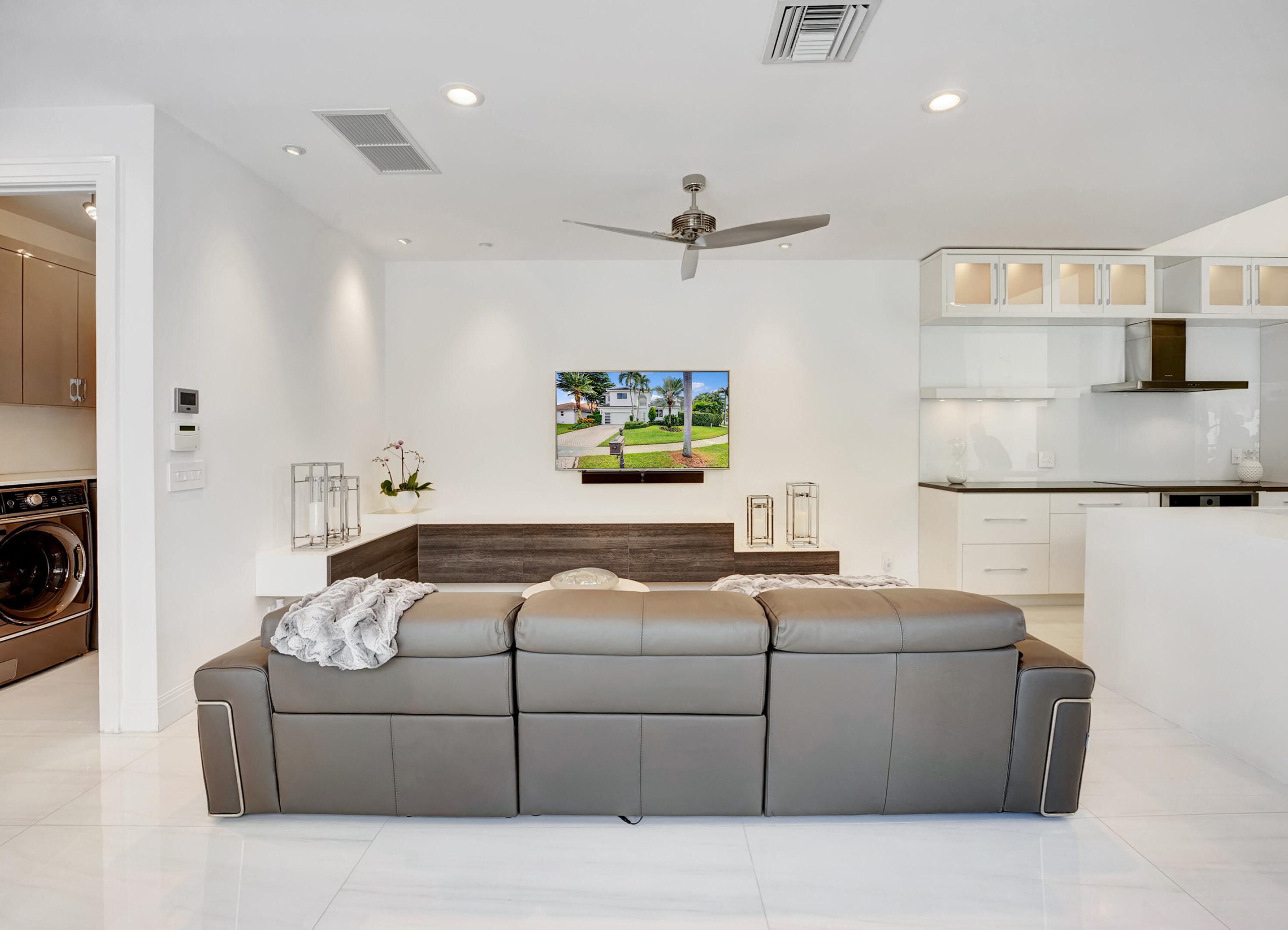 5782 Regency Cir, Boca Raton FL 33496-2760 exterior