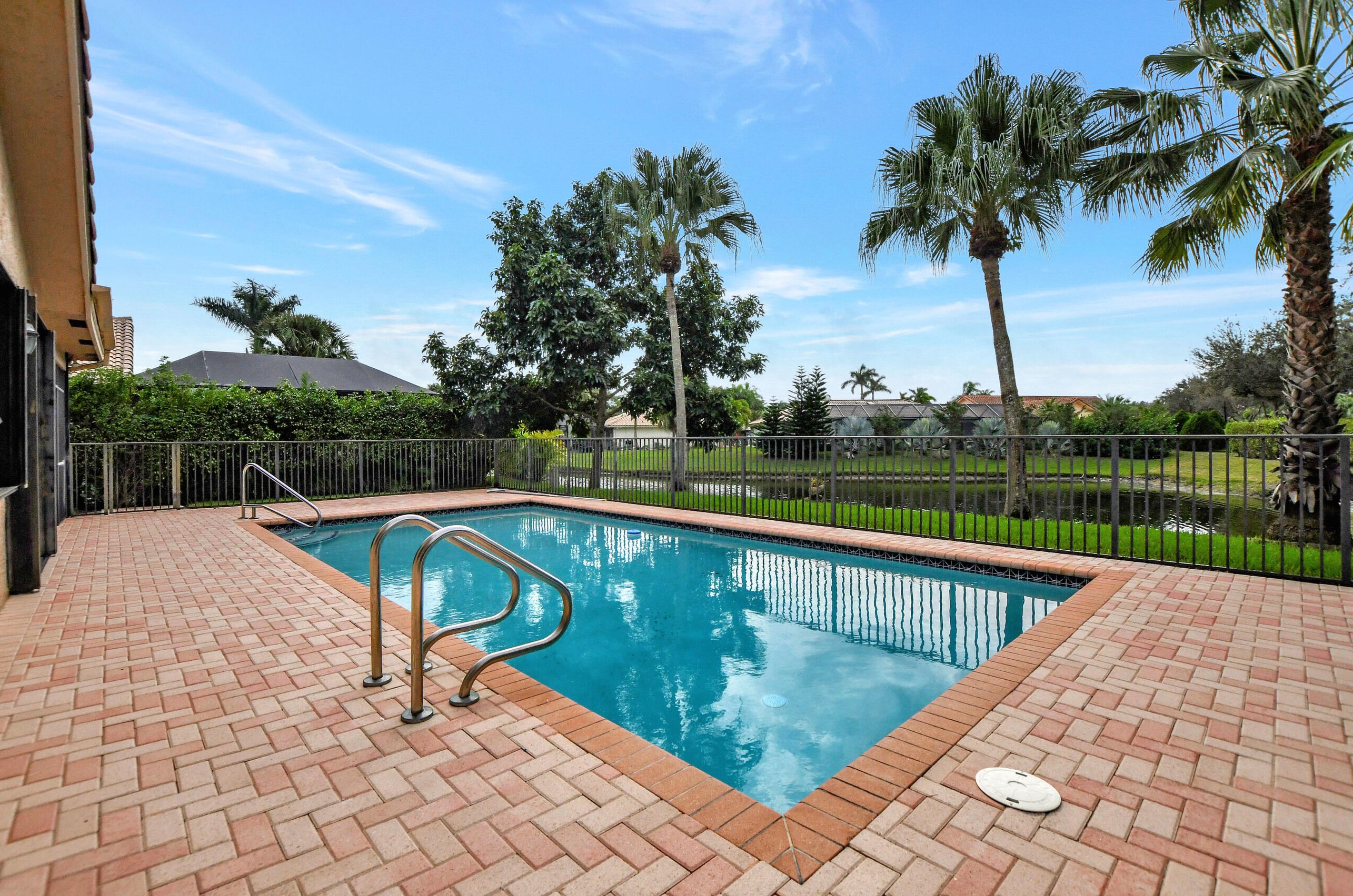 10594 Fenway Pl, Boca Raton FL  33498-4747 exterior