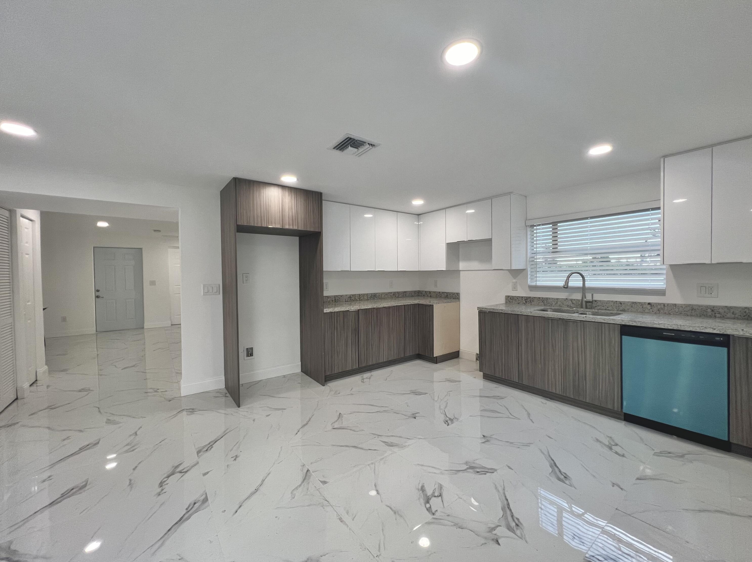 7705 21st Ave, Miami FL  33147-5618 exterior
