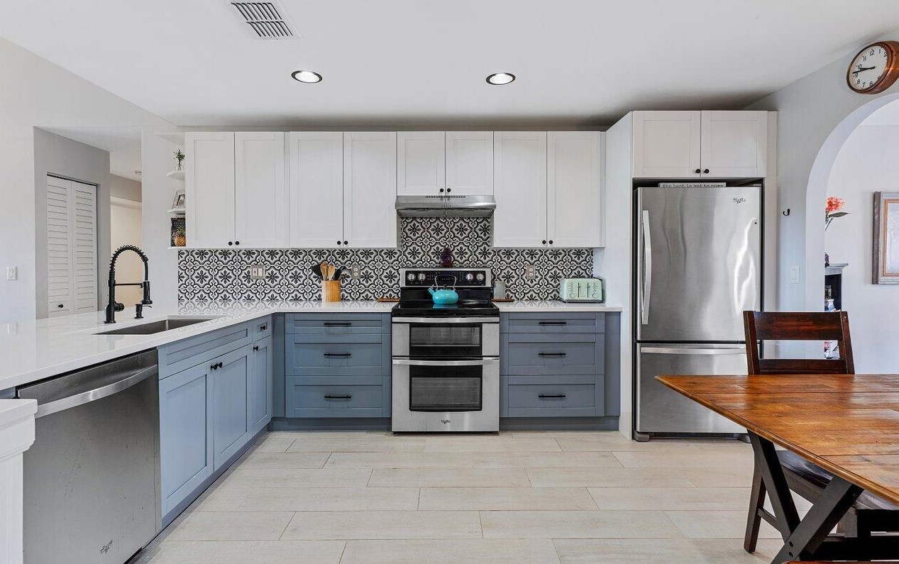 7680 Ardwick Dr, Lake Worth FL exterior