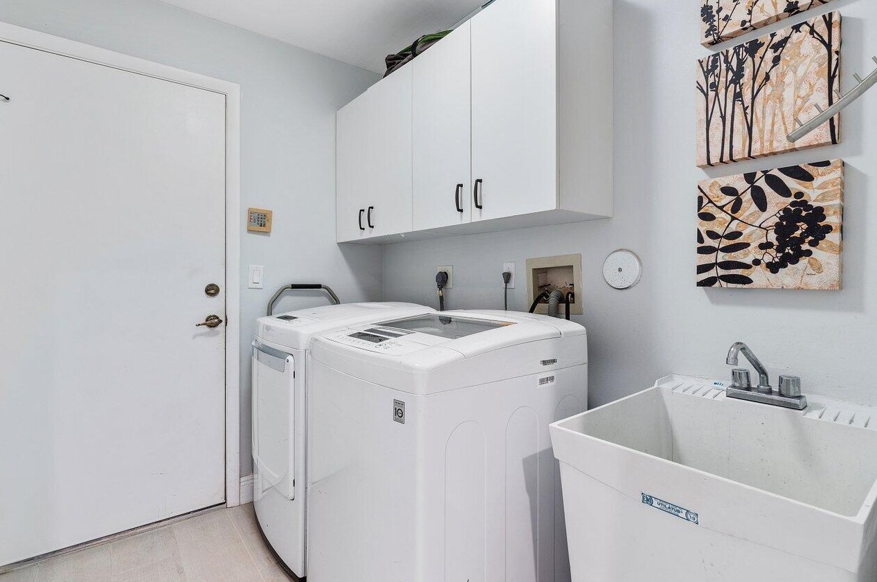 7680 Ardwick Dr, Lake Worth FL exterior