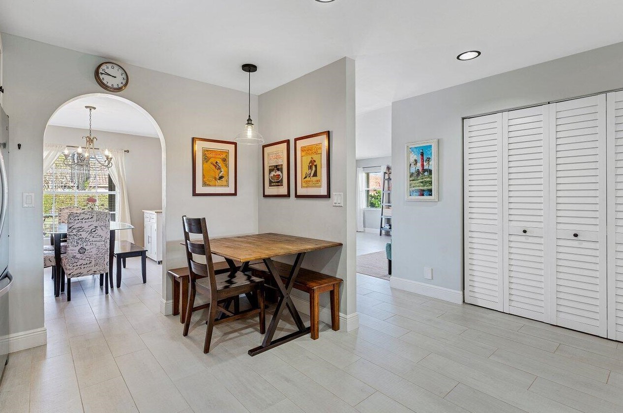 7680 Ardwick Dr, Lake Worth FL exterior