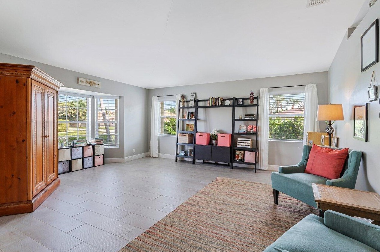 7680 Ardwick Dr, Lake Worth FL exterior