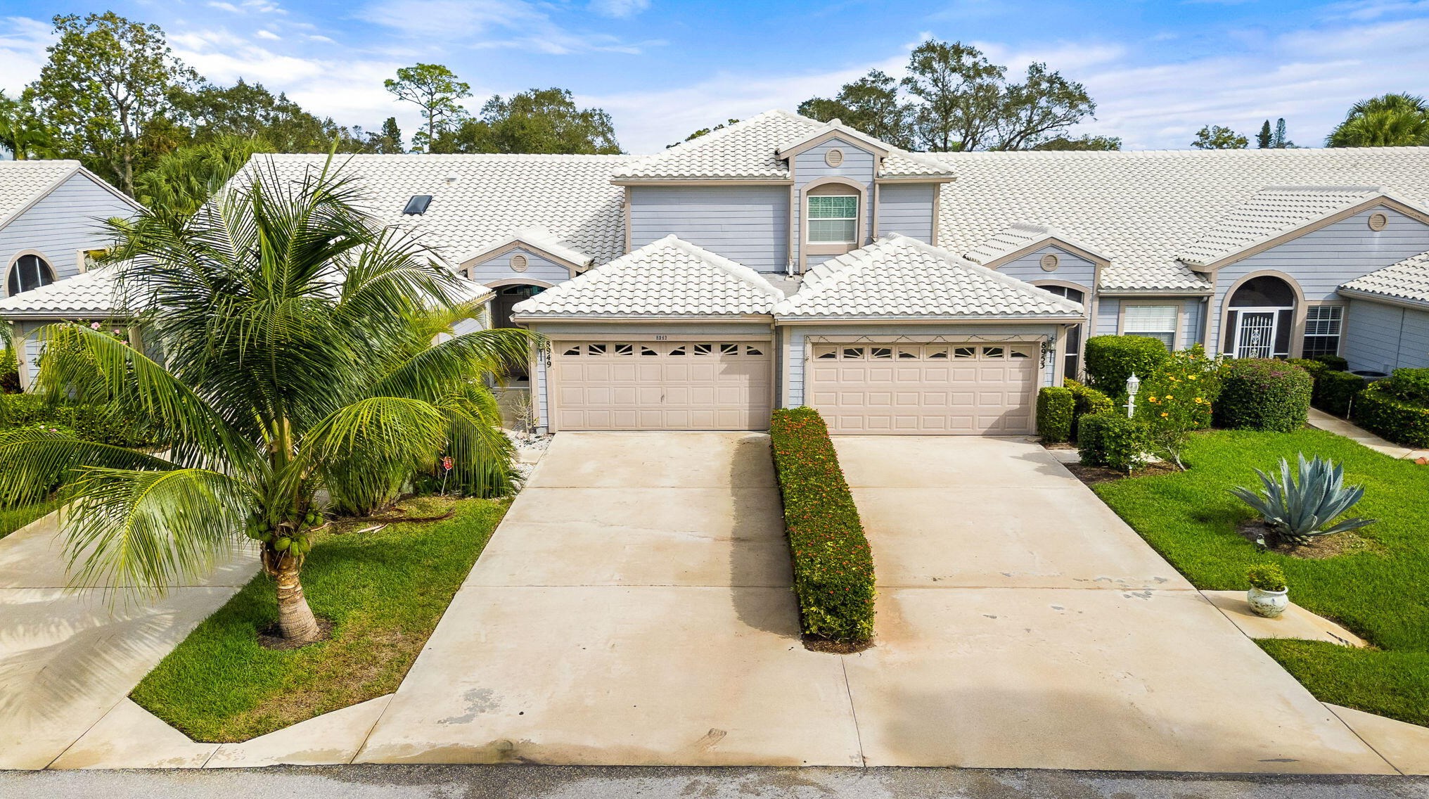 8949 Riverfront Ter, Jupiter FL  33469-1827 exterior