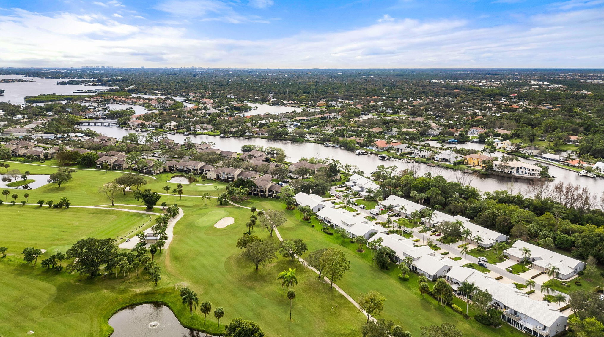 8949 Riverfront Ter, Jupiter FL  33469-1827 exterior