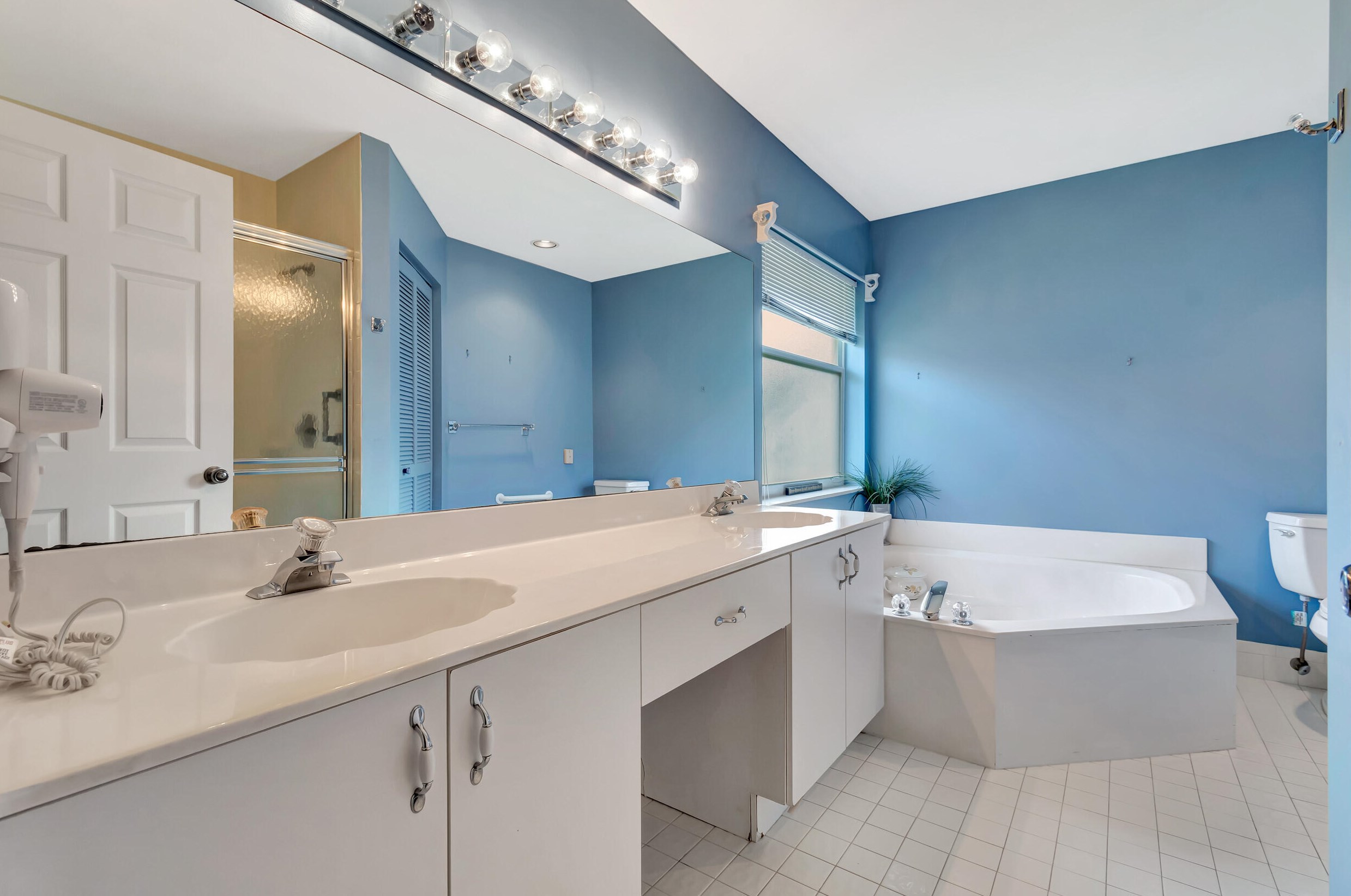 7597 Is Breeze Ter, Boynton Beach FL 33437-5405 exterior