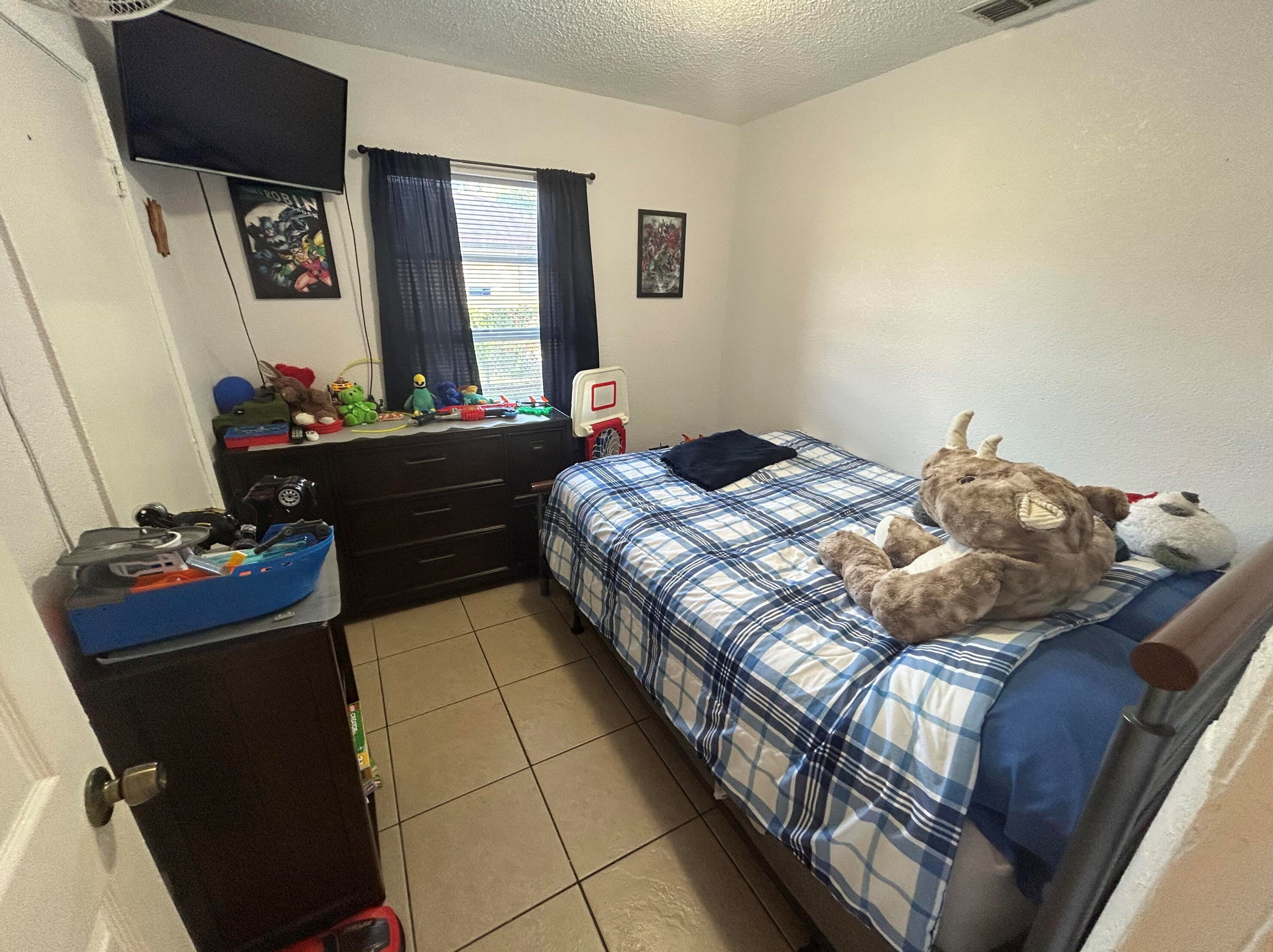 4075 45th Ln, Vero Beach FL  32967-6310 exterior