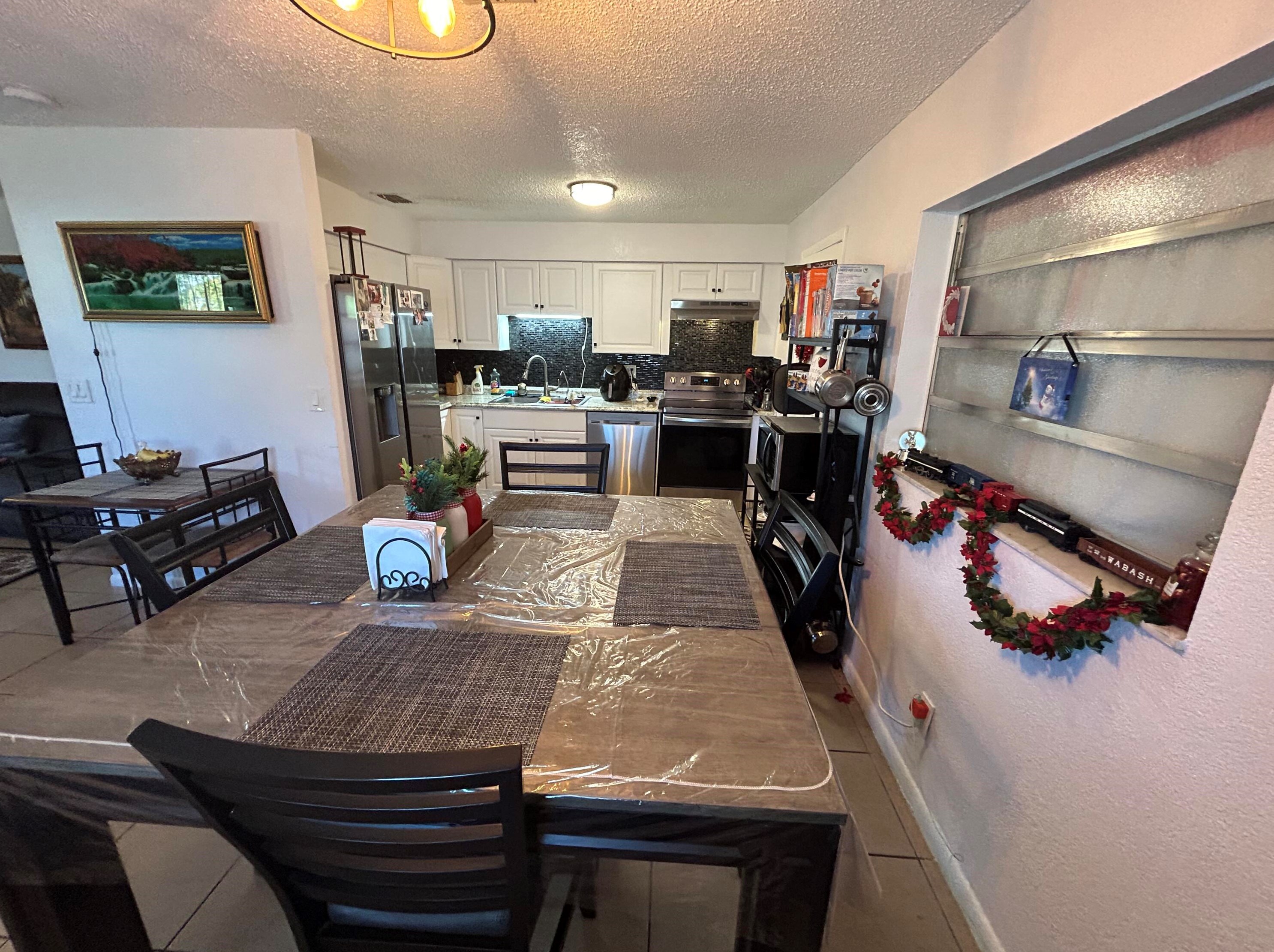 4075 45th Ln, Vero Beach FL  32967-6310 exterior