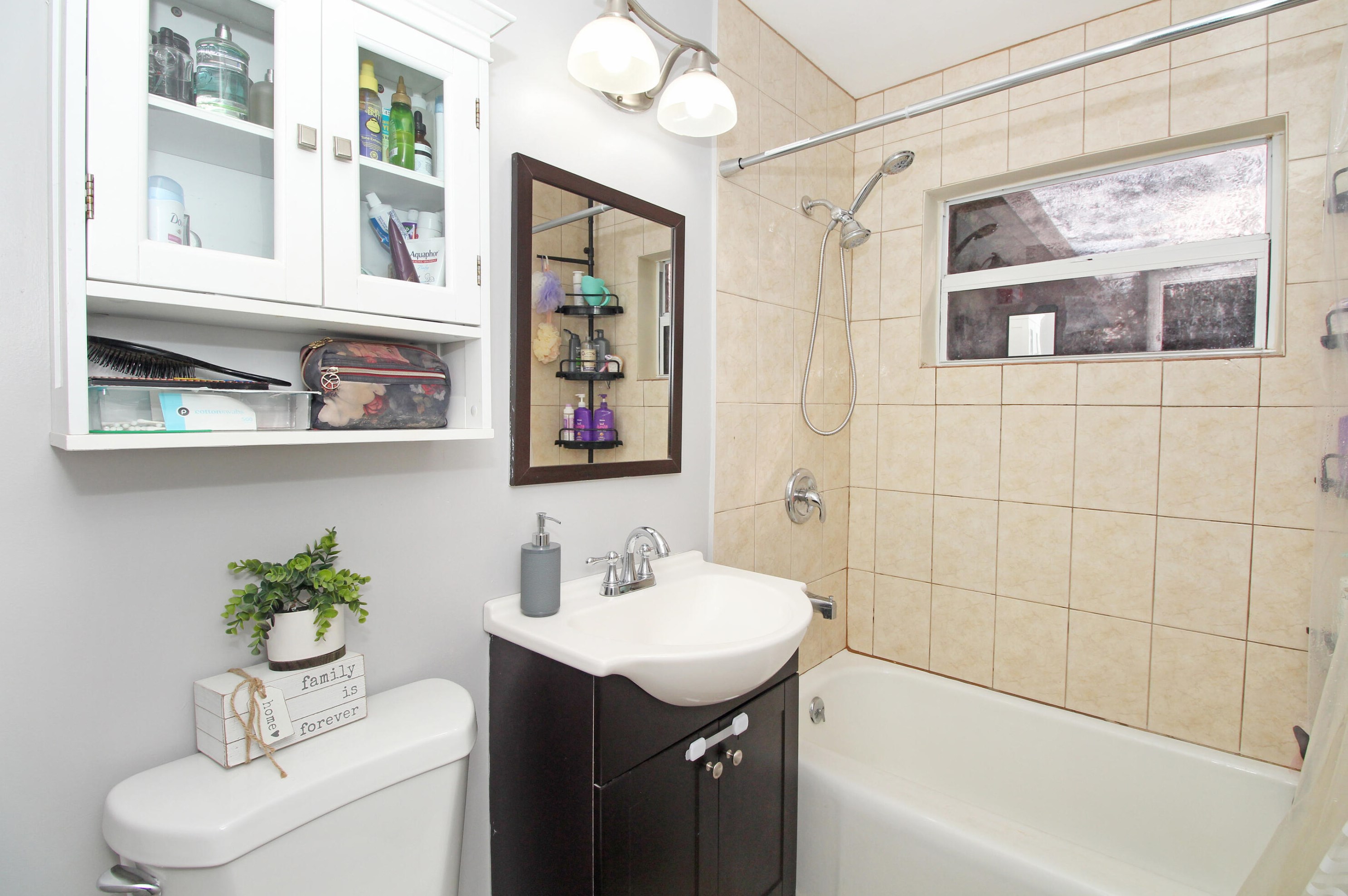 1322 Tropical Dr, Lake Worth FL 33460-5345 exterior