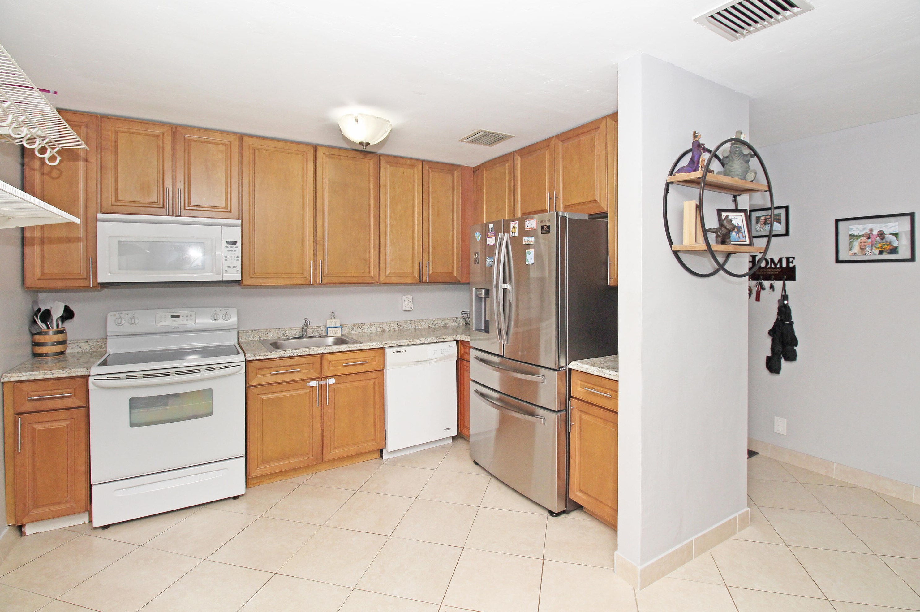 1322 Tropical Dr, Lake Worth FL 33460-5345 exterior