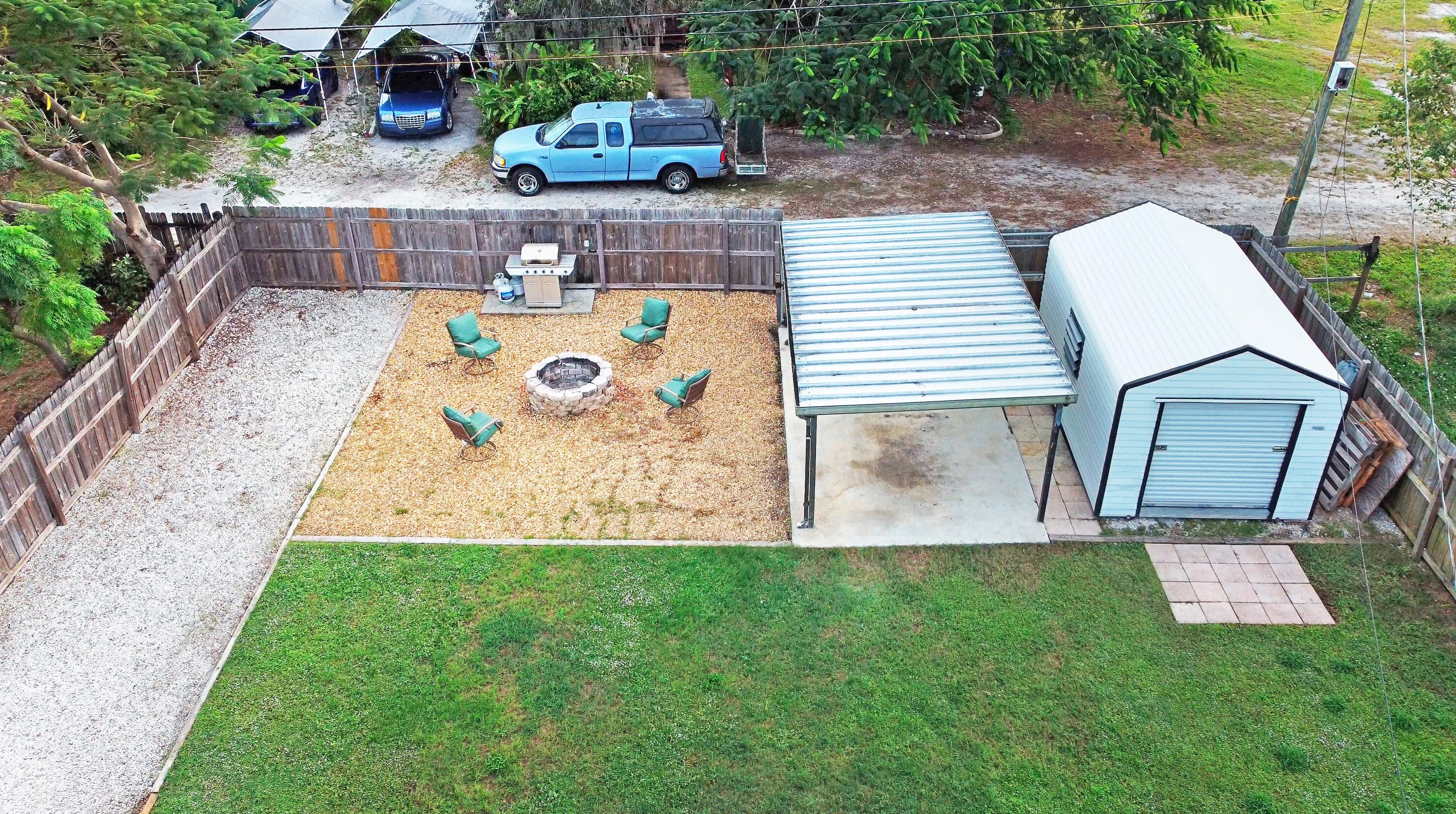 1322 Tropical Dr, Lake Worth FL 33460-5345 exterior