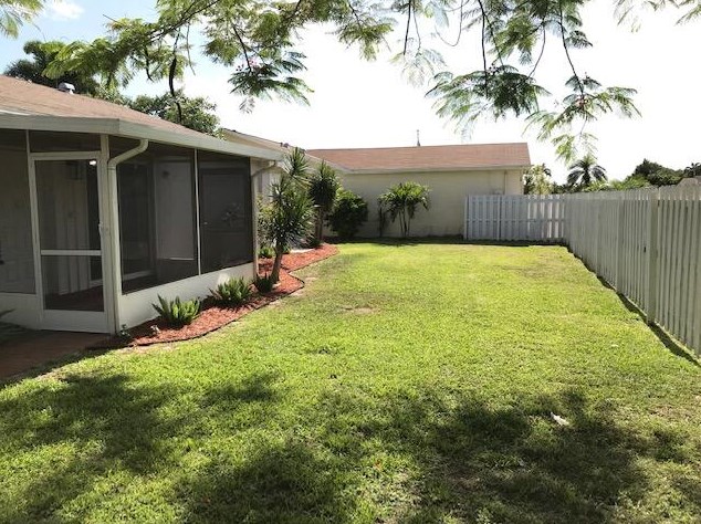 5025 Minto Rd, Boynton Beach FL  33472-1201 exterior