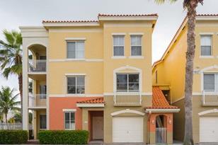 Country Club Homes For Sale in Palm Beach Gardens - Houses, Condos,  Apartments for Sale