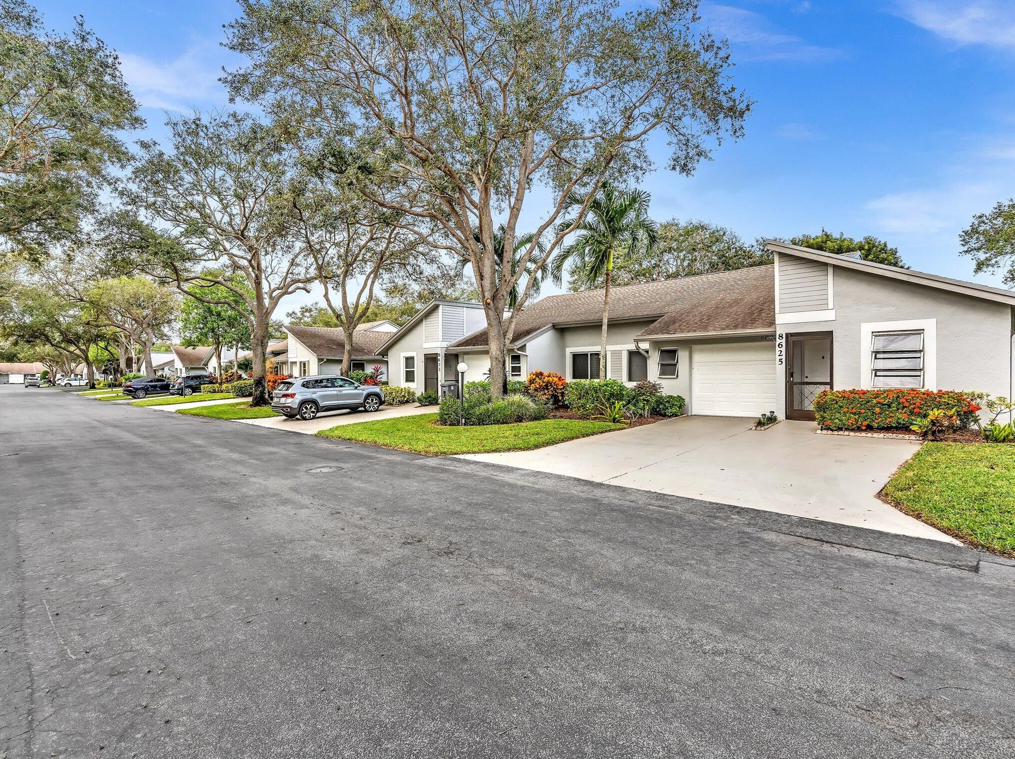 8625 Jasmine Way, Boca Raton FL 33496-5077 exterior