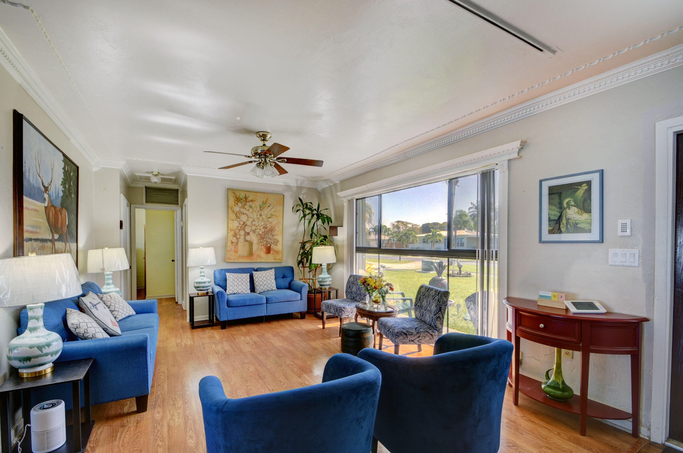 324 Lake Rd, Lake Worth FL  33461-1810 exterior