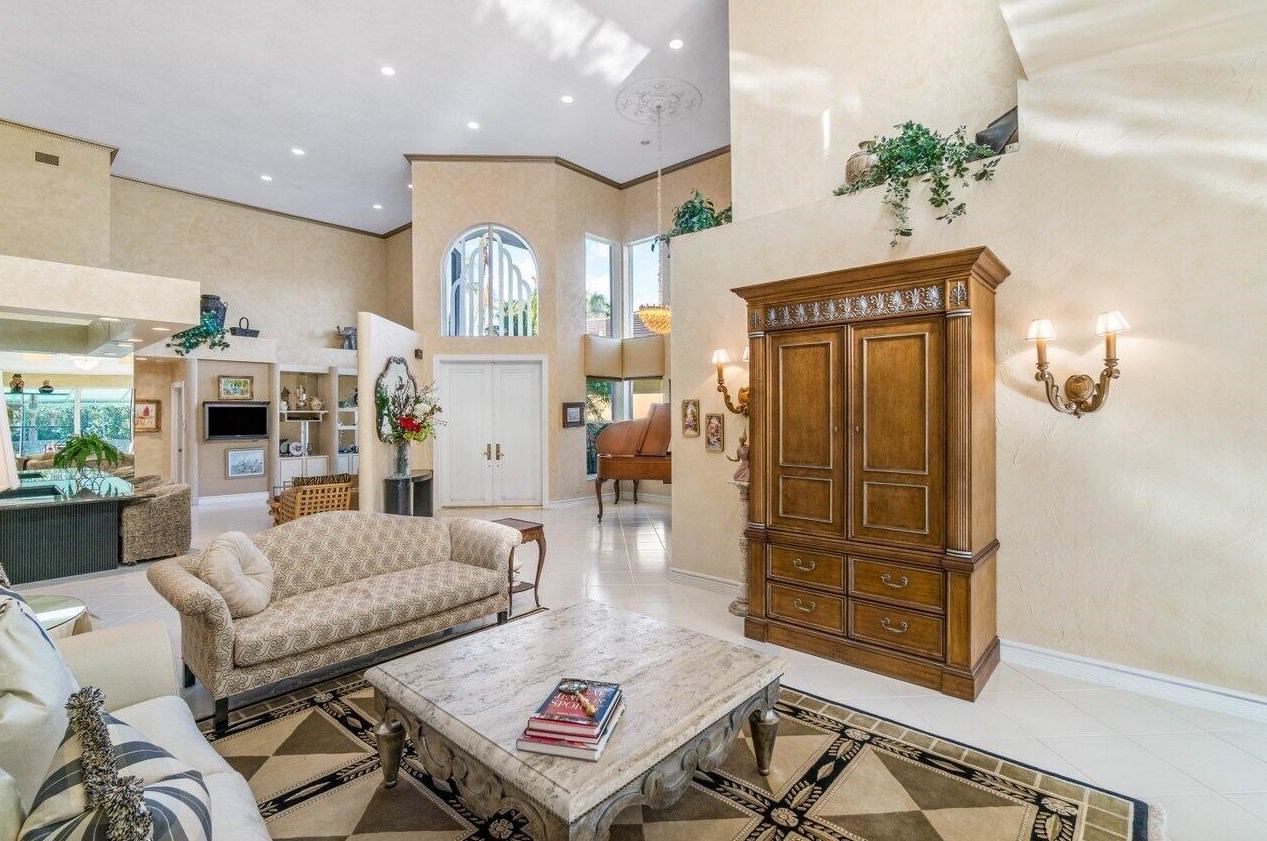 5529 Steeple Chase, Boca Raton FL  33496-2405 exterior