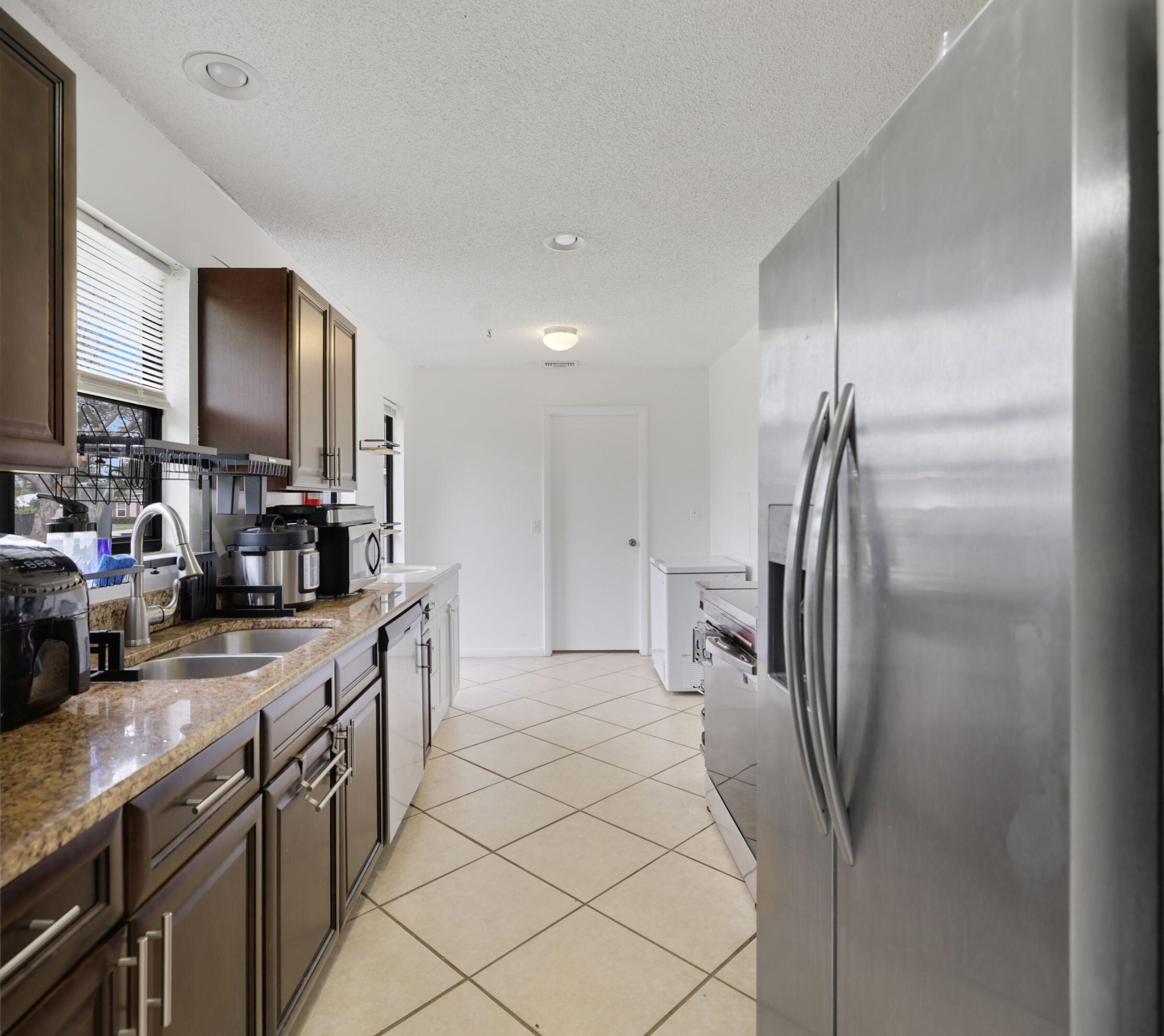 707 Ancona Rd, Fort Pierce FL  34953-1990 exterior