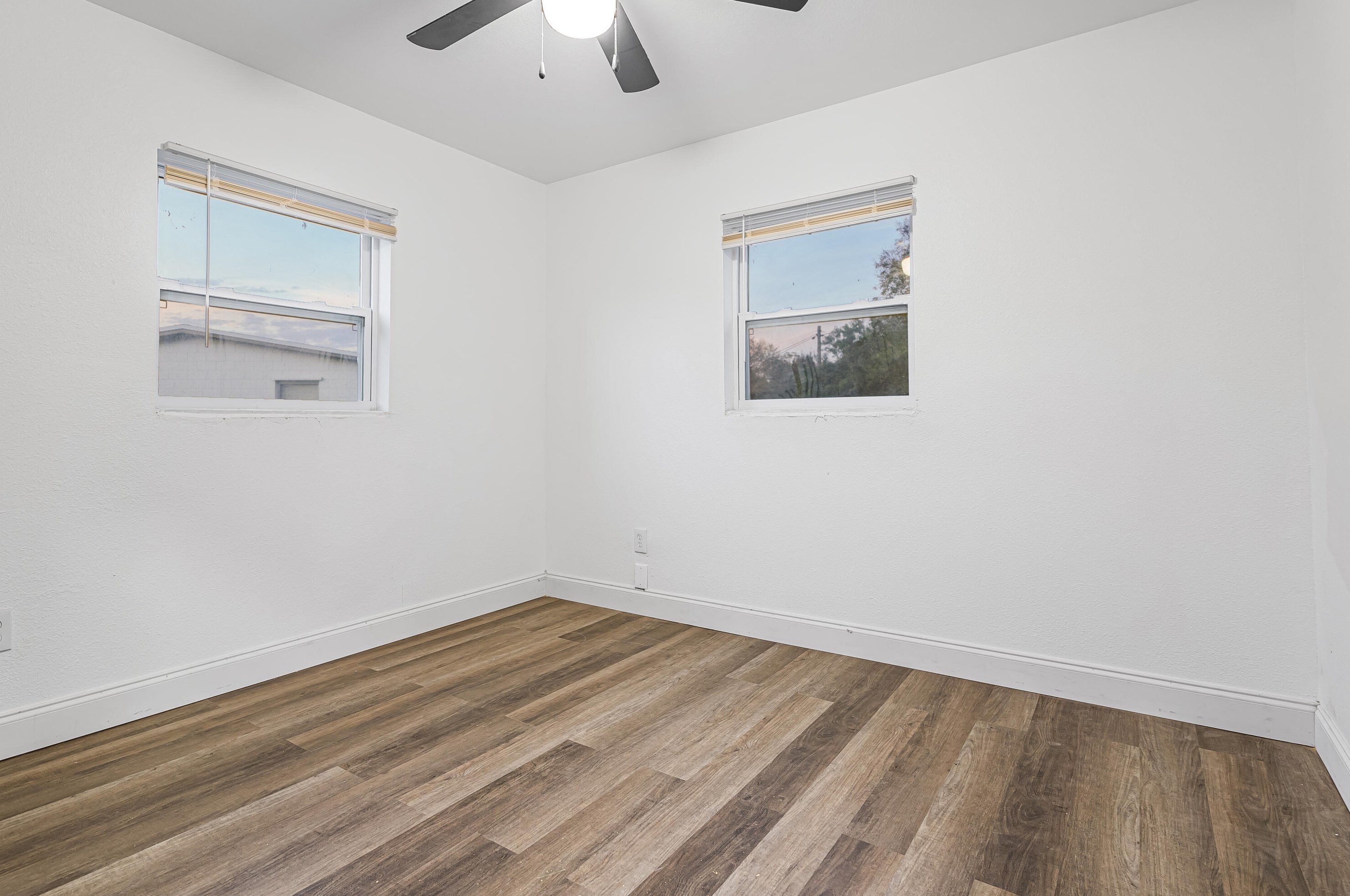 102 41st St, Fort Pierce FL  34947-2587 exterior