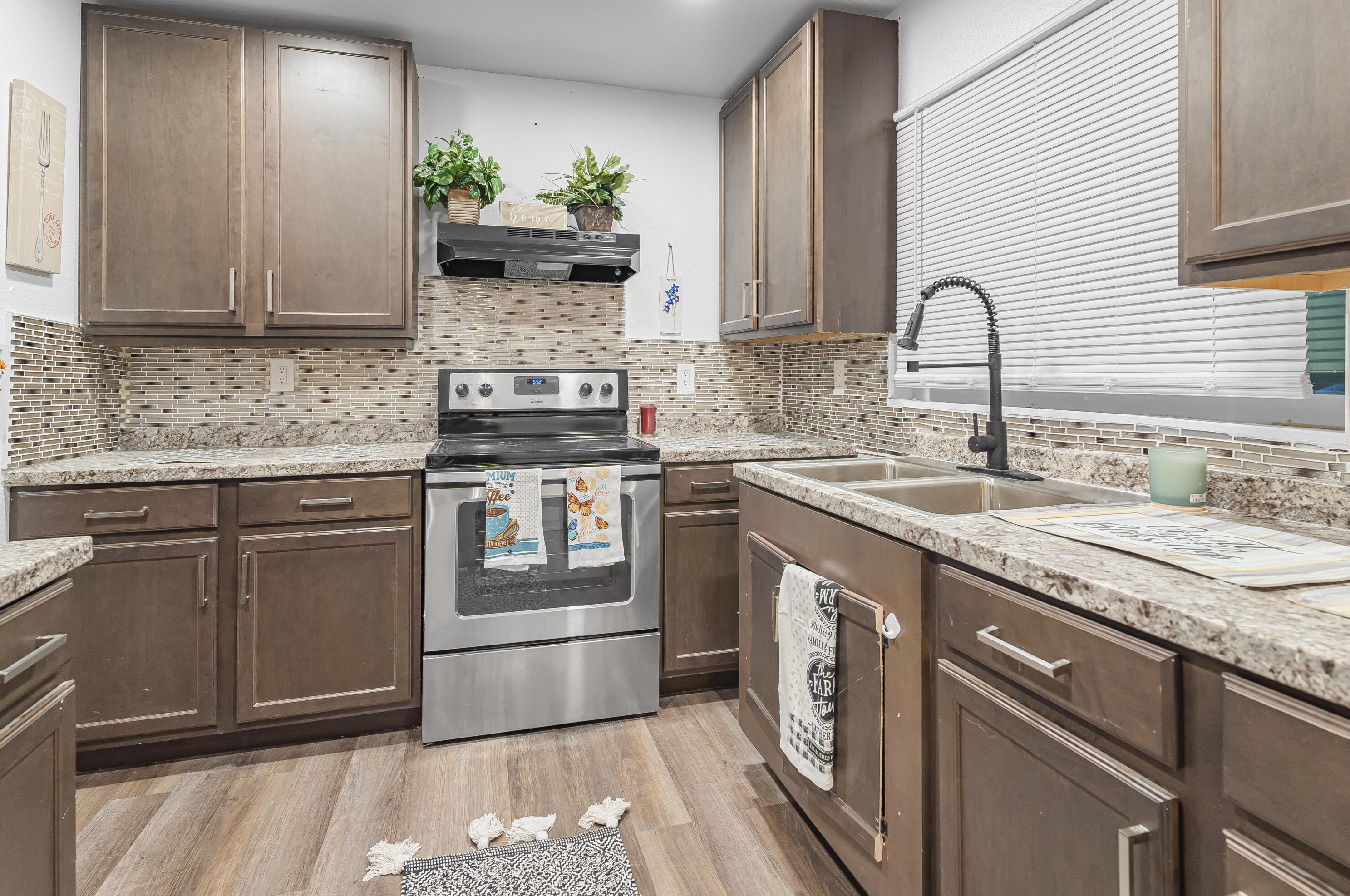 102 41st St, Fort Pierce FL  34947-2587 exterior