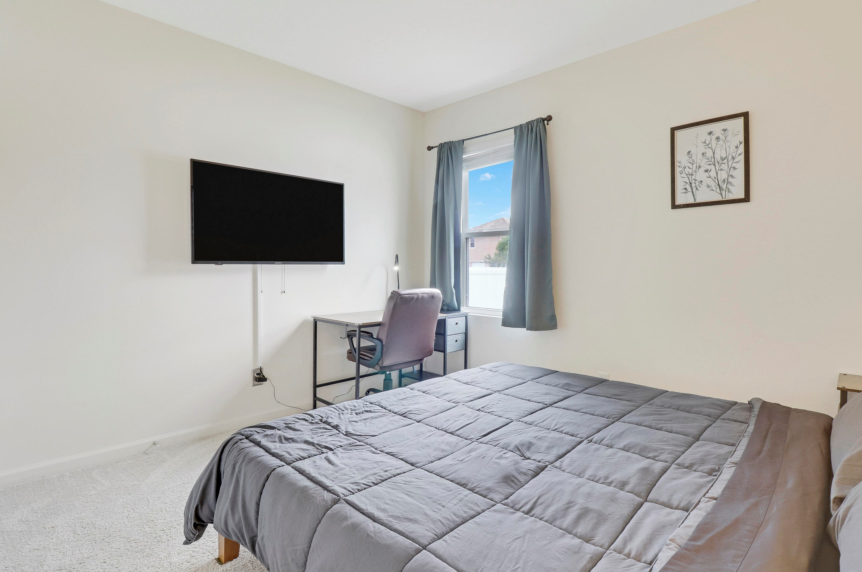 230 Milburn Cir, Fort Pierce FL  34953-5509 exterior