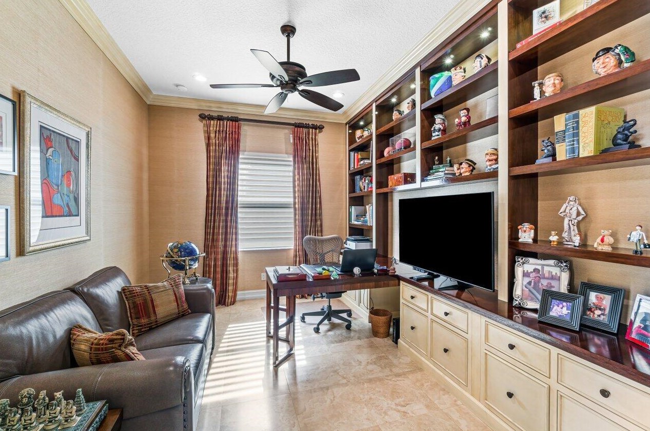 10823 Broadview Bay Pt, Boynton Beach FL  33473-4904 exterior