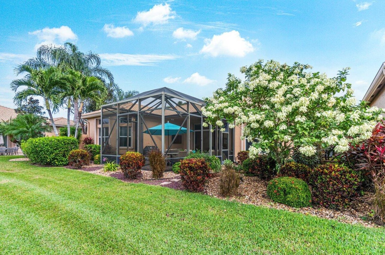 10823 Broadview Bay Pt, Boynton Beach FL  33473-4904 exterior