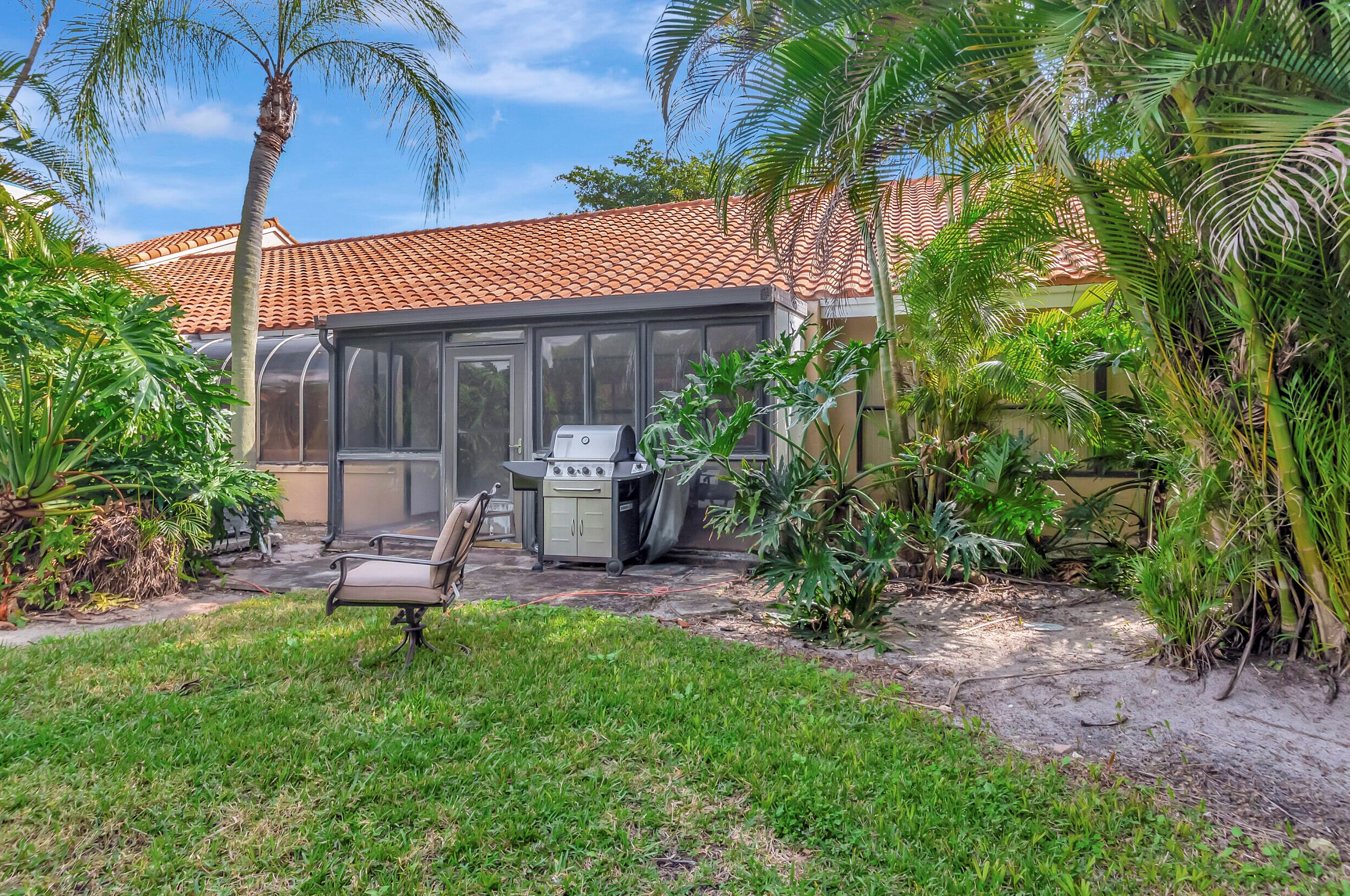 22711 Meridiana Dr, Boca Raton FL 33433-6332 exterior